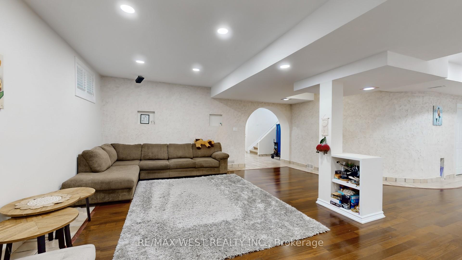 Photo 33 of 59 Lambert Road, Markham, Thornlea — HOMEH