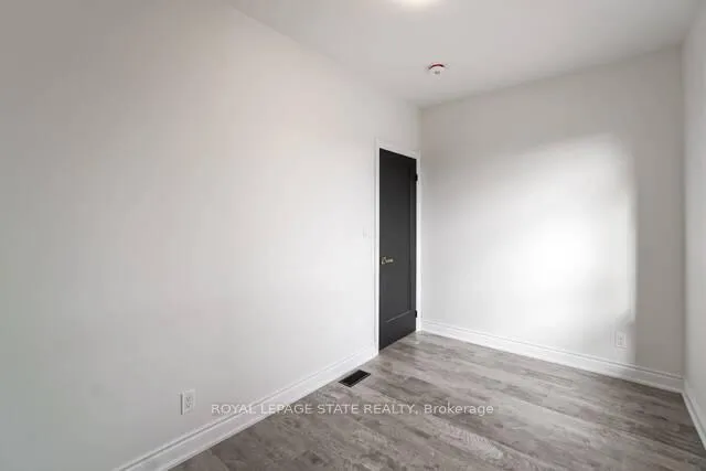 Photo 9 of Unit Upper, 360 Cannon Street, Hamilton, Landsdale — HOMEH