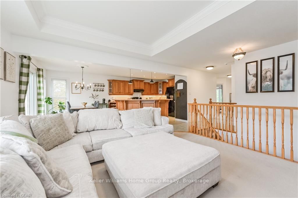 Photo 9 of 115 Andrews Dr W, Mapleton, Rural Mapleton — HOMEH