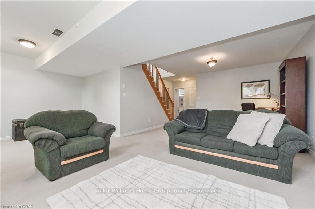 Photo 22 of 115 Andrews Dr W, Mapleton, Rural Mapleton — HOMEH