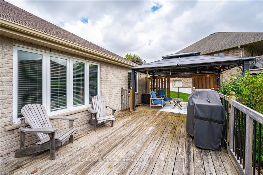 Photo 29 of 115 Andrews Dr W, Mapleton, Rural Mapleton — HOMEH