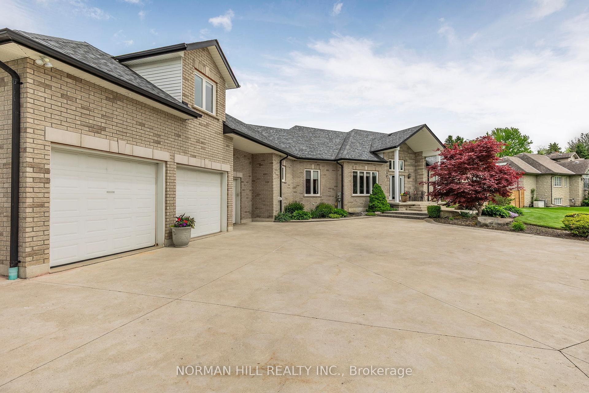 Photo 4 of 16415 7th Concession Road, King, Pottageville — HOMEH
