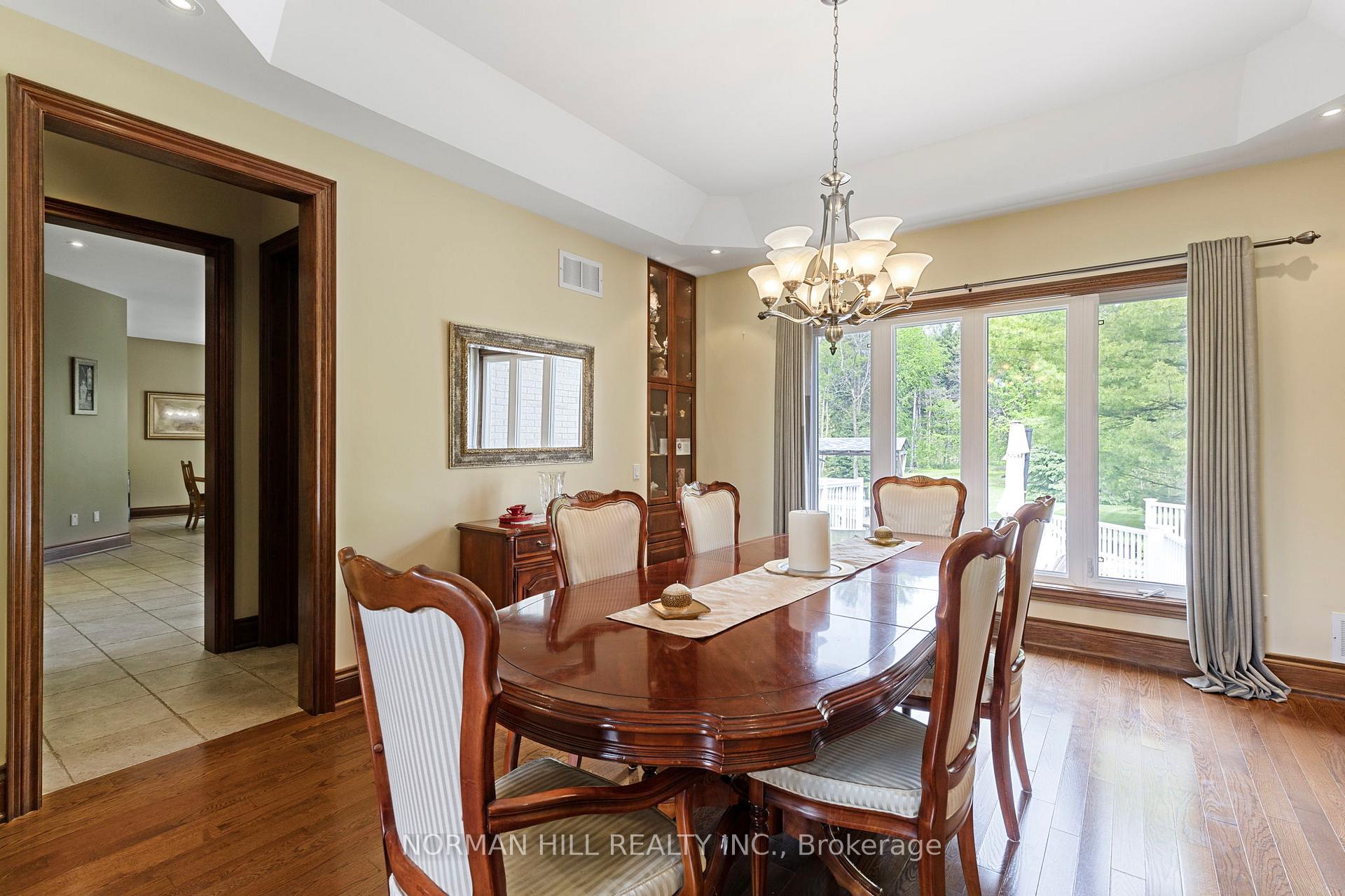 Photo 11 of 16415 7th Concession Road, King, Pottageville — HOMEH