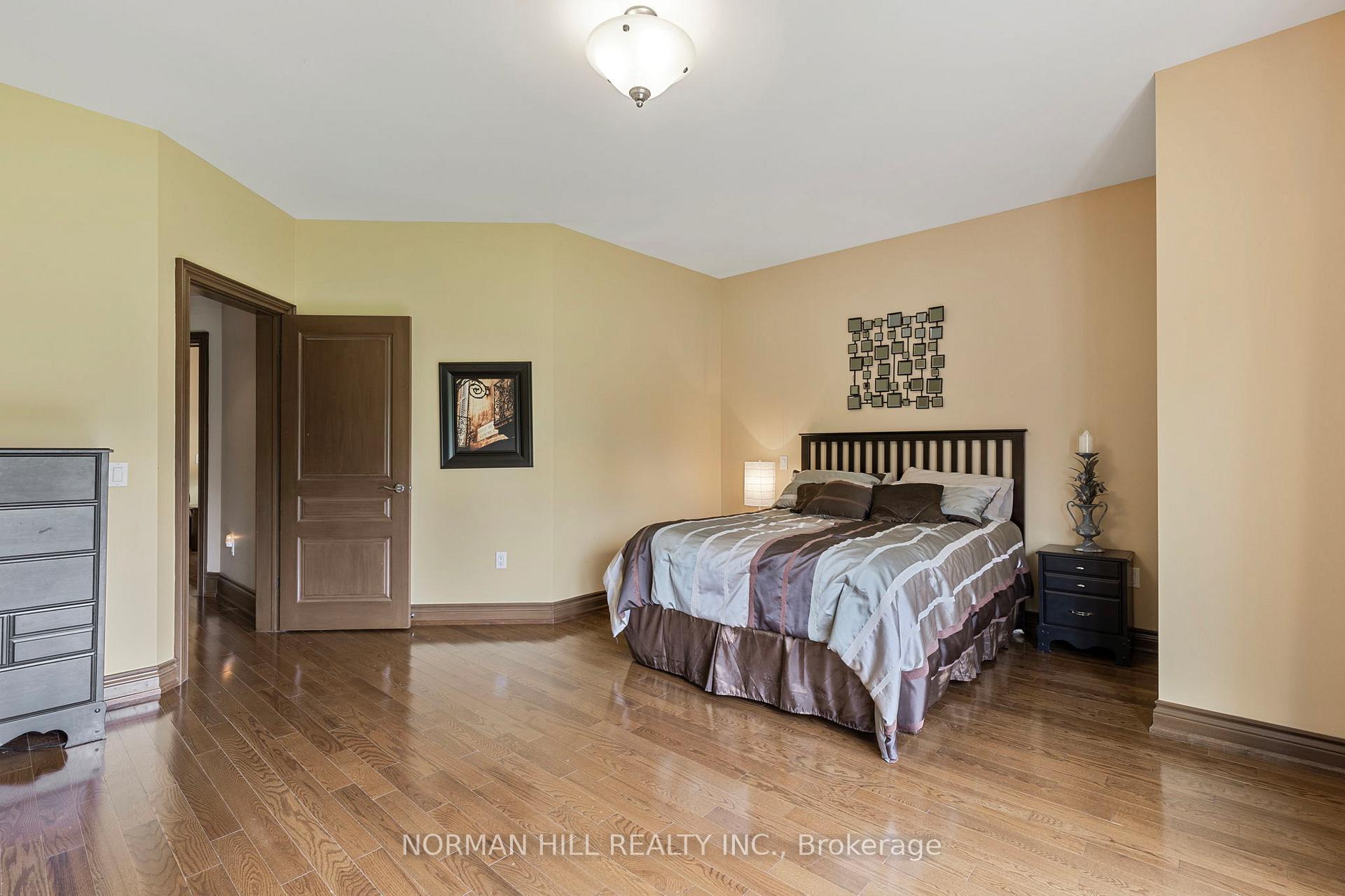 Photo 22 of 16415 7th Concession Road, King, Pottageville — HOMEH