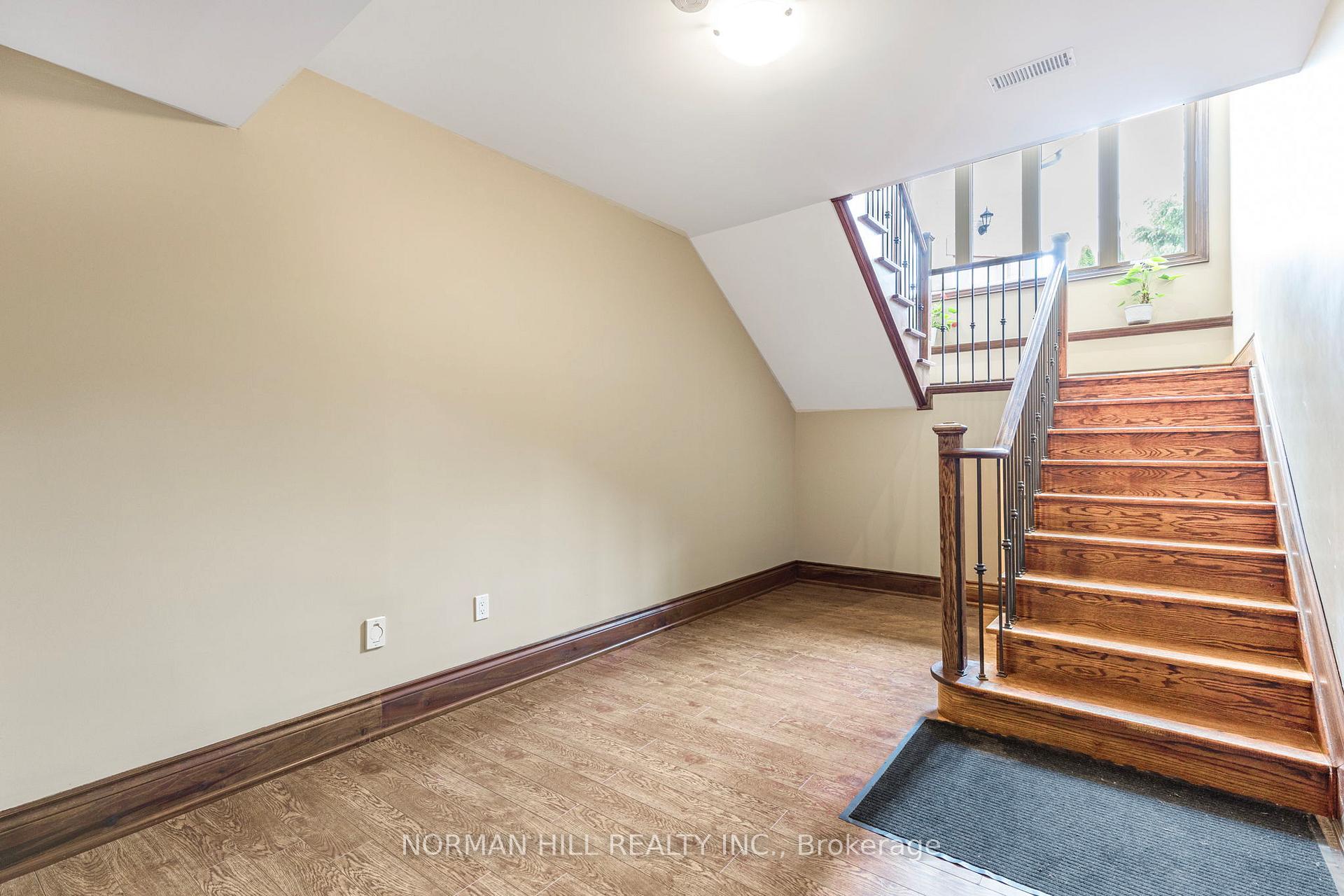 Photo 35 of 16415 7th Concession Road, King, Pottageville — HOMEH