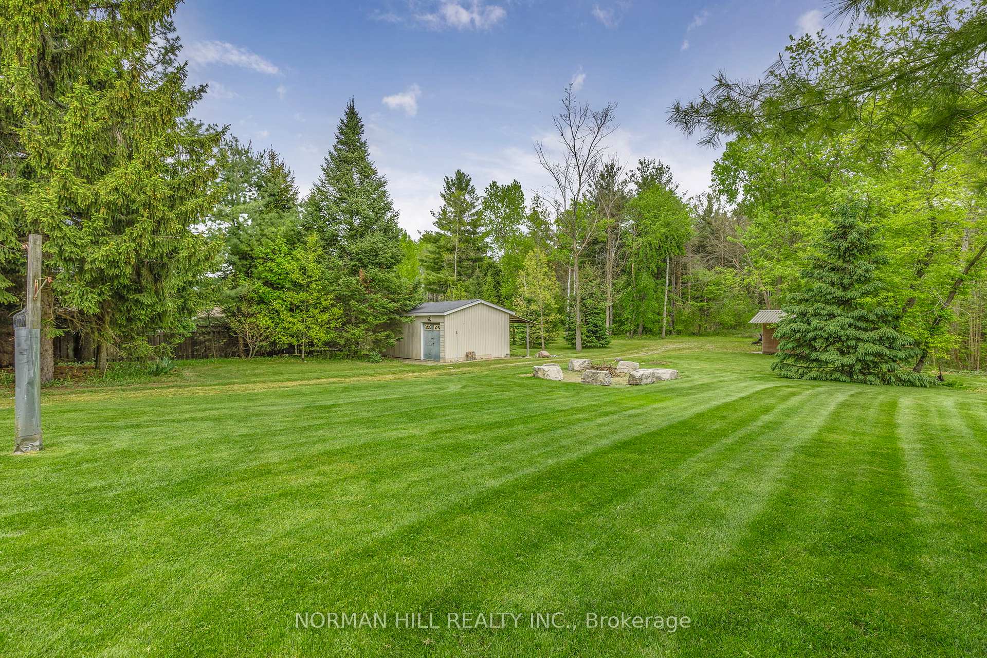 Photo 47 of 16415 7th Concession Road, King, Pottageville — HOMEH
