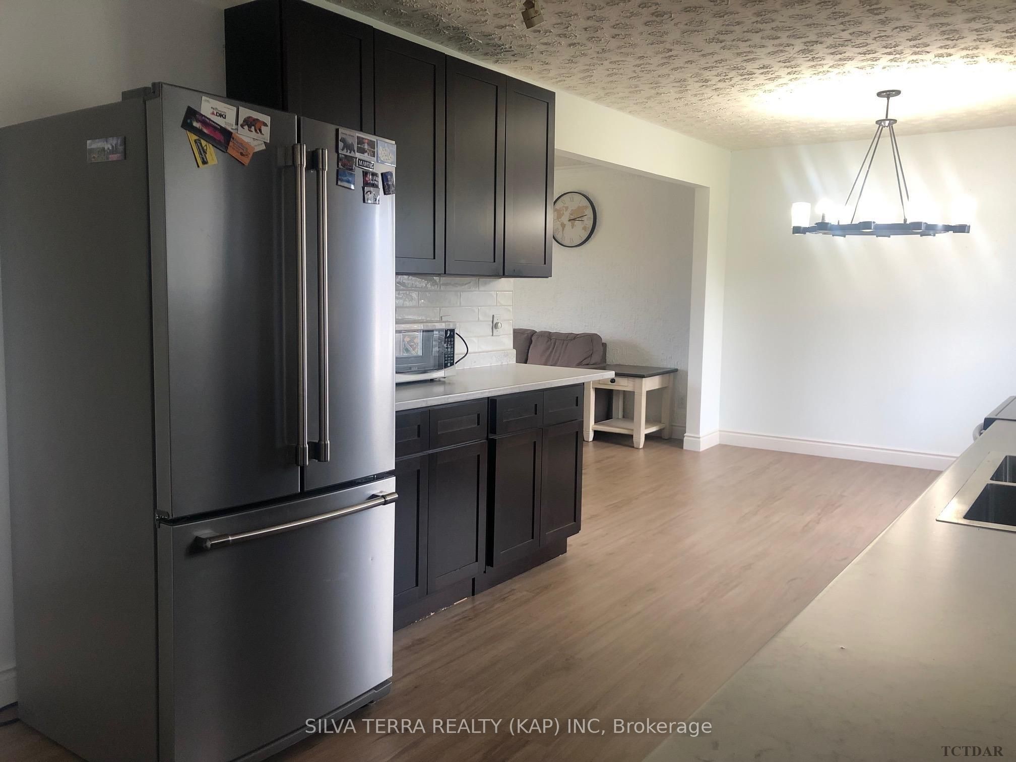 Photo 2 of 33 Clark Street, Kapuskasing — HOMEH