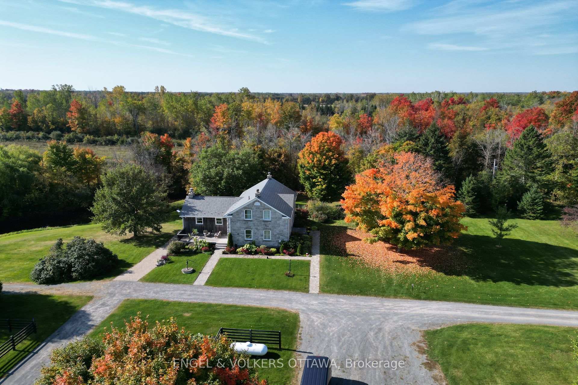 Photo 2 of 3000 Roger Stevens Drive, Ottawa, Rideau Twp S of Reg Rd 6 W of Mccordick Rd. — HOMEH