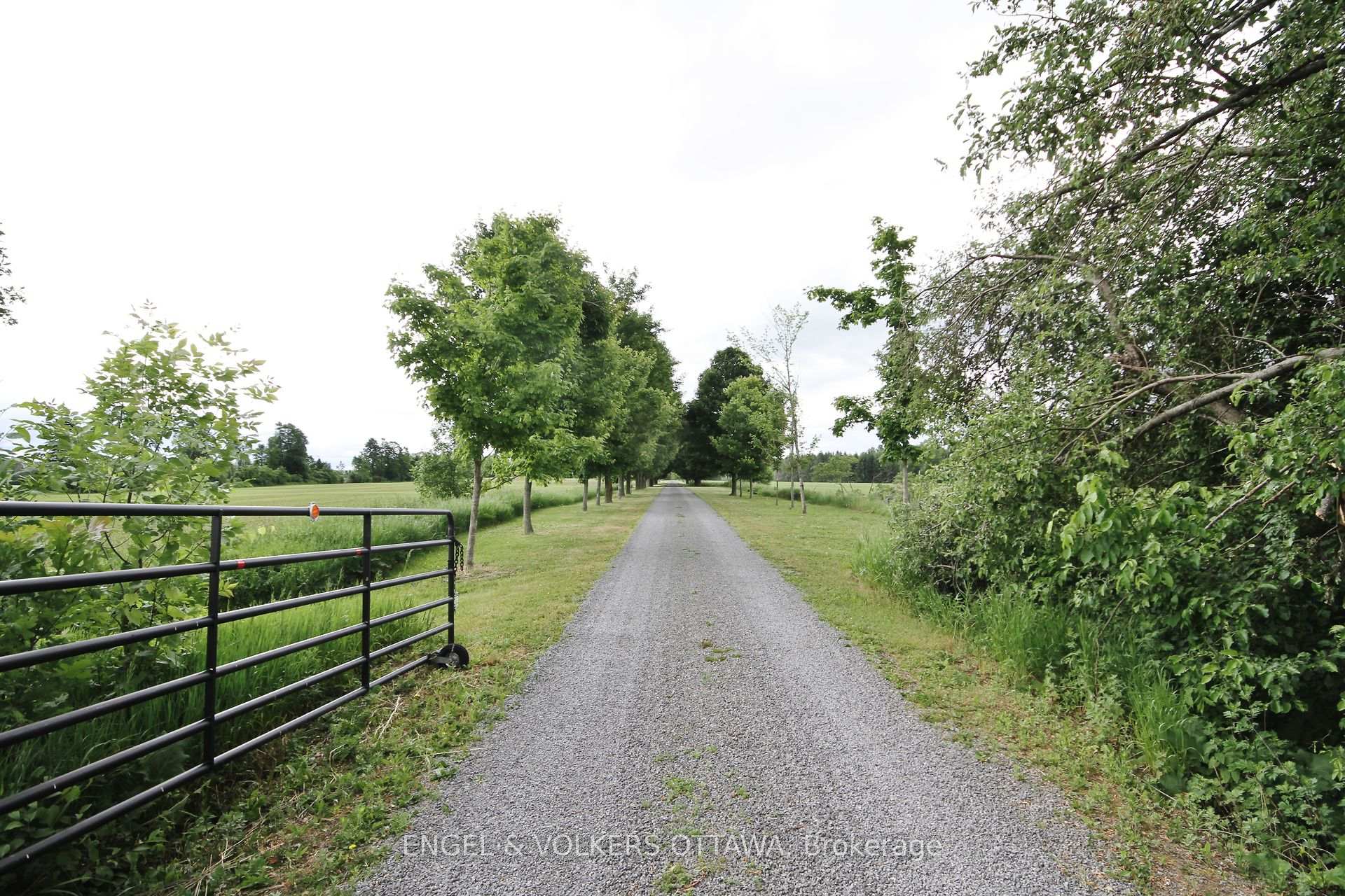 Photo 8 of 3000 Roger Stevens Drive, Ottawa, Rideau Twp S of Reg Rd 6 W of Mccordick Rd. — HOMEH