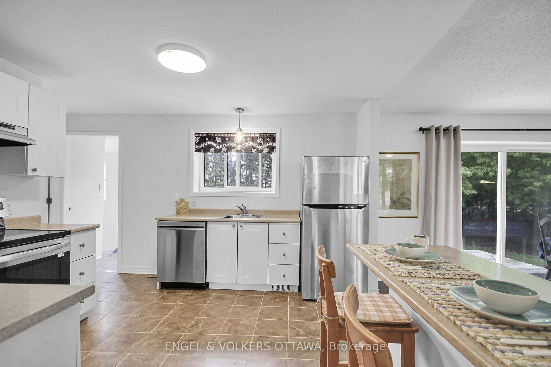 Photo 43 of 3000 Roger Stevens Drive, Ottawa, Rideau Twp S of Reg Rd 6 W of Mccordick Rd. — HOMEH