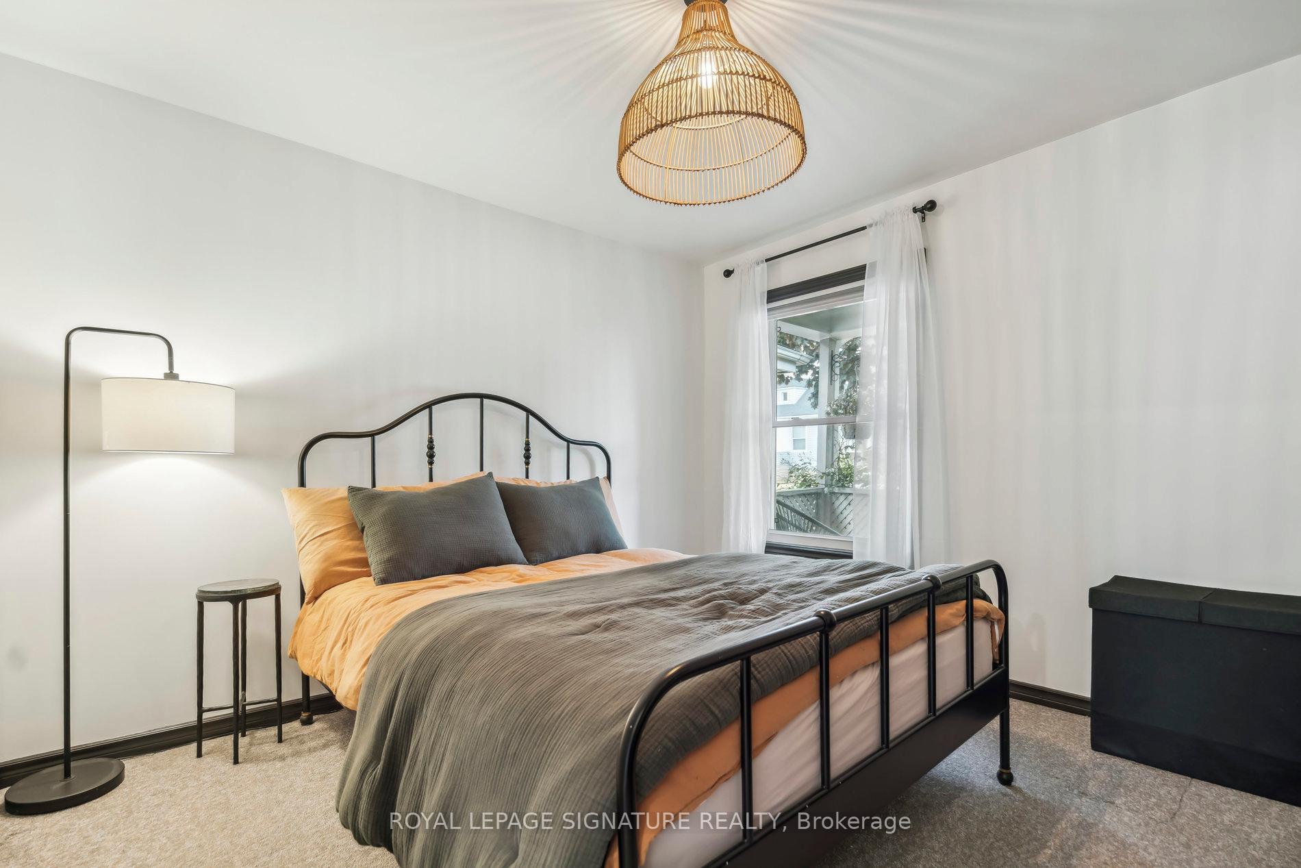 Photo 15 of 20 Robins Avenue, Hamilton, Crown Point — HOMEH