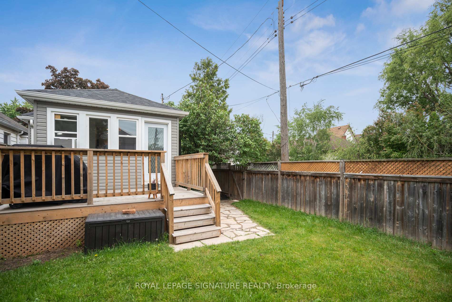 Photo 35 of 20 Robins Avenue, Hamilton, Crown Point — HOMEH