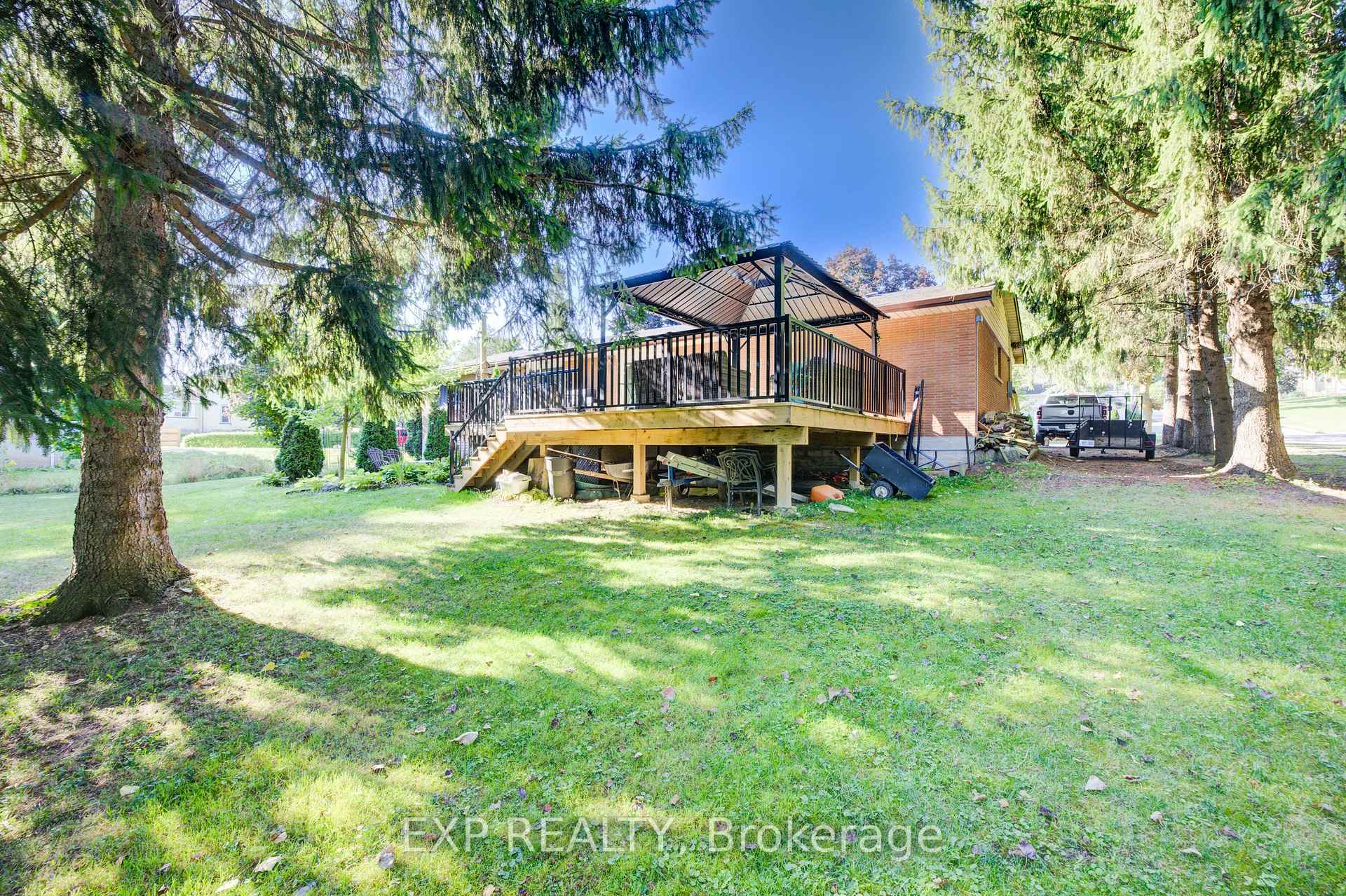 Photo 37 of 56 Main Street E, Mapleton, Rural Mapleton — HOMEH