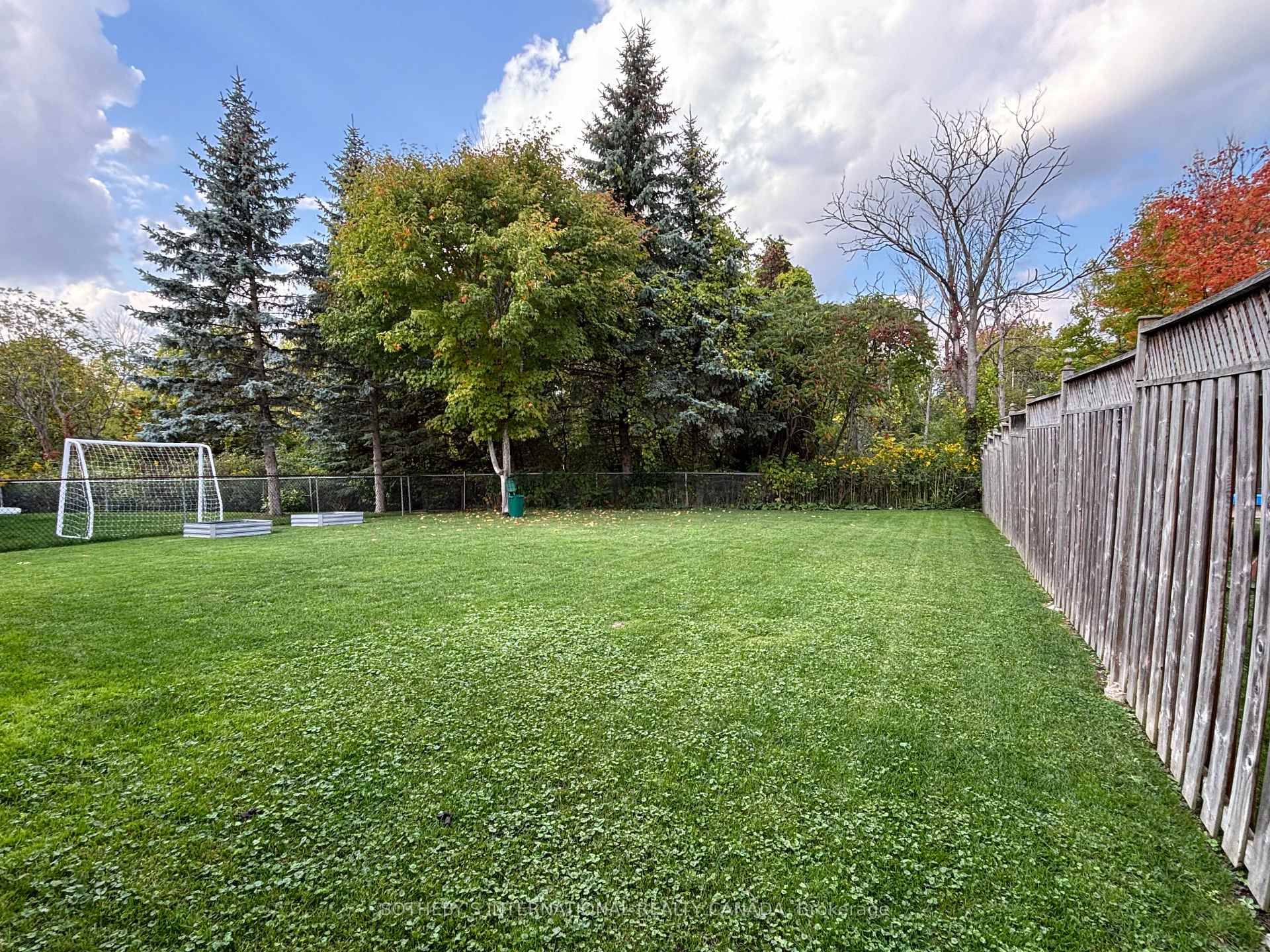 Photo 31 of 1240 Forest Street, Innisfil, Alcona — HOMEH