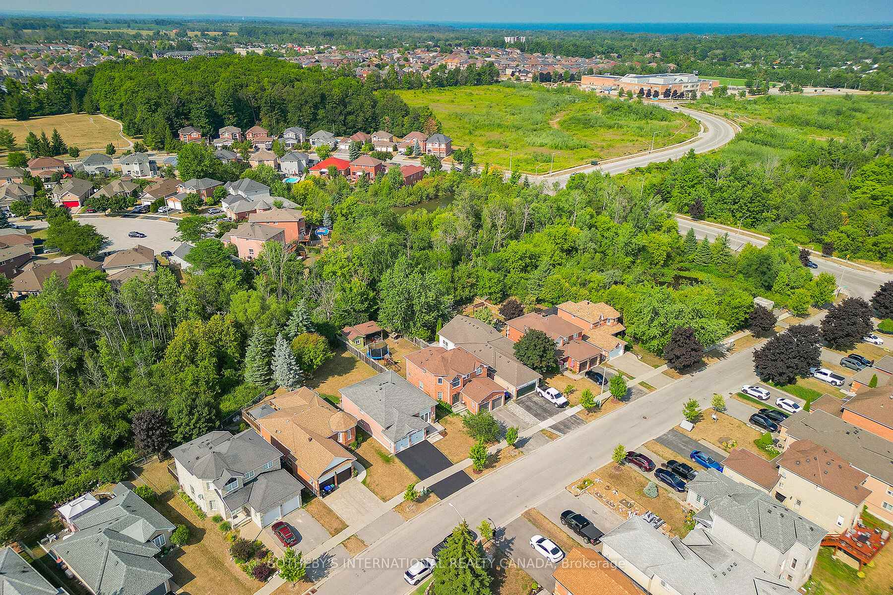 Photo 38 of 1240 Forest Street, Innisfil, Alcona — HOMEH