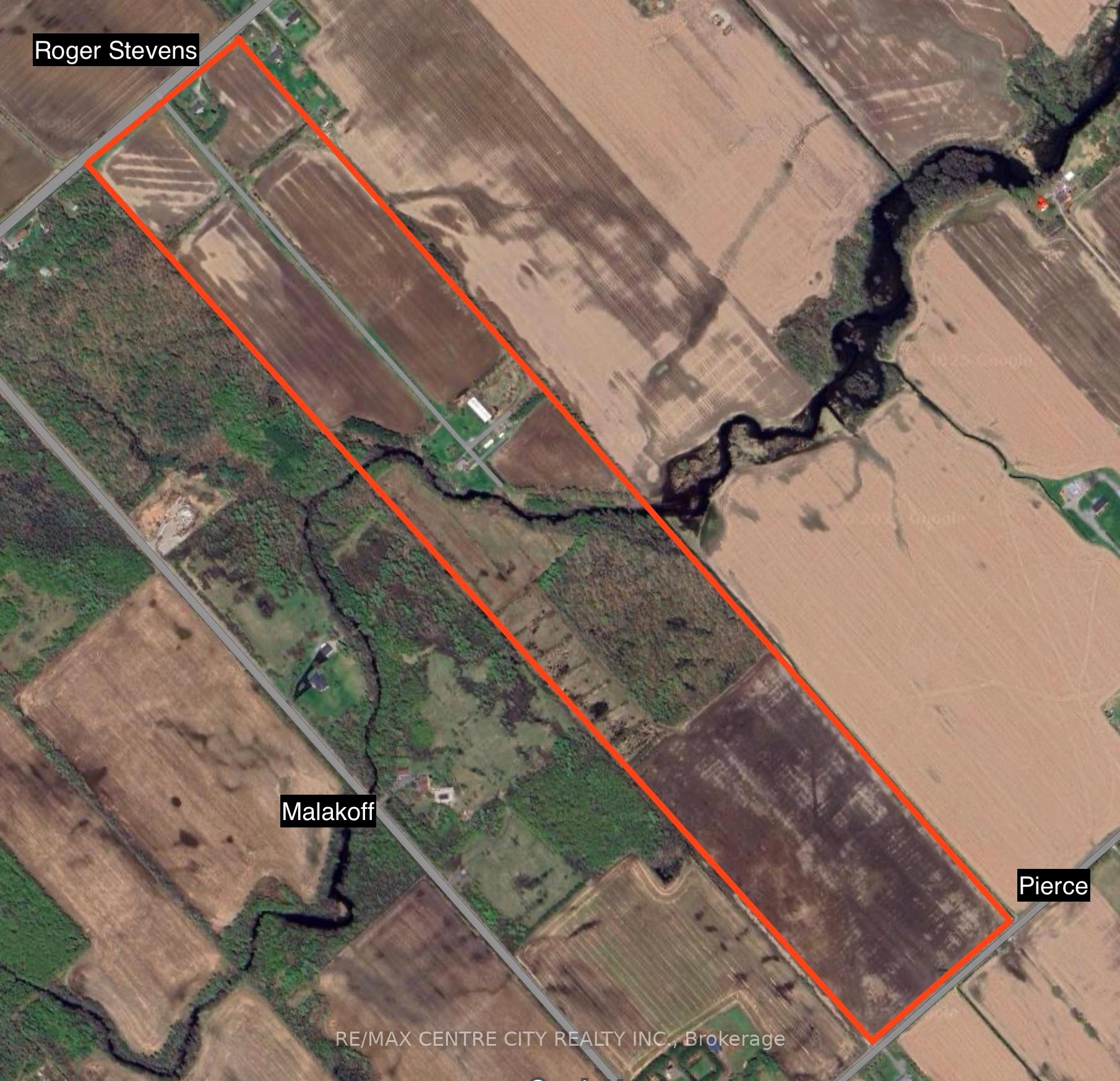 Photo 4 of 3000/2980 Roger Stevens Drive, Ottawa, Rideau Twp S of Reg Rd 6 W of Mccordick Rd. — HOMEH