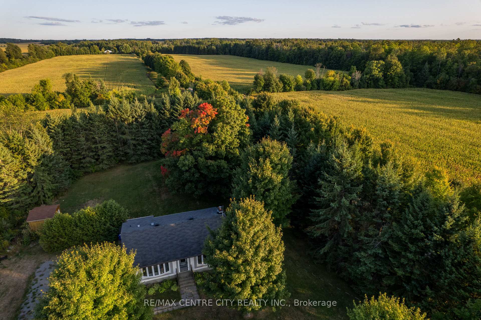 Photo 8 of 3000/2980 Roger Stevens Drive, Ottawa, Rideau Twp S of Reg Rd 6 W of Mccordick Rd. — HOMEH