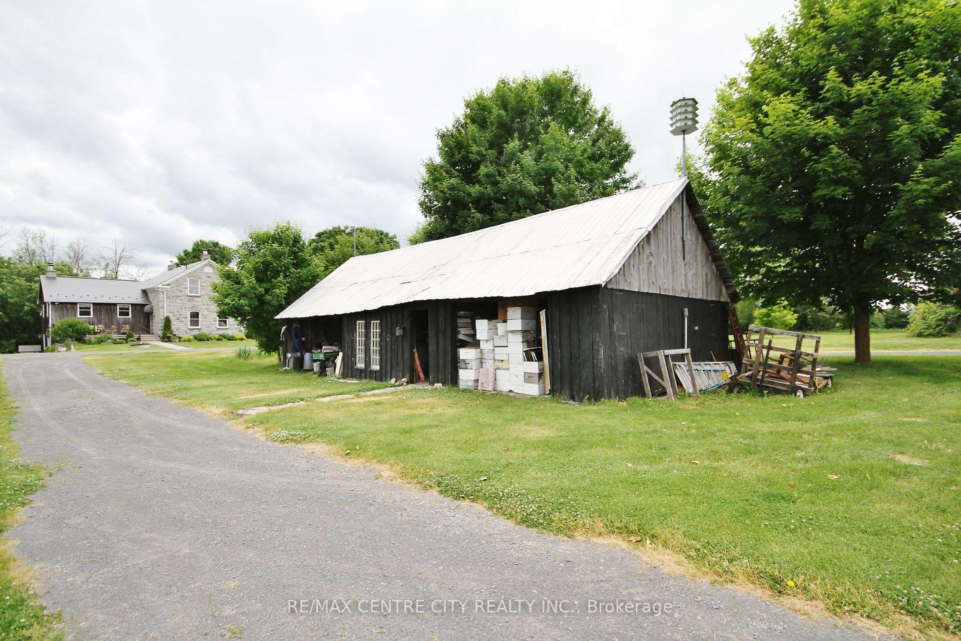 Photo 40 of 3000/2980 Roger Stevens Drive, Ottawa, Rideau Twp S of Reg Rd 6 W of Mccordick Rd. — HOMEH