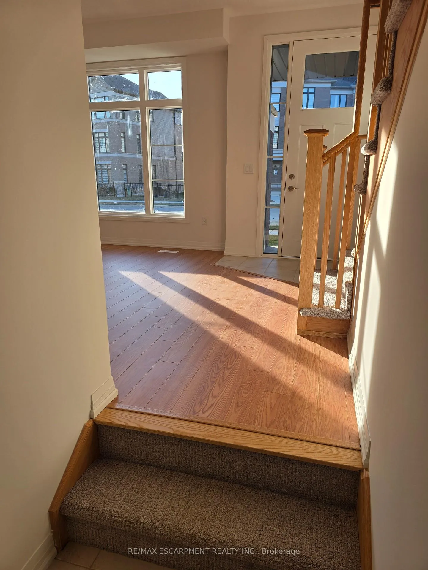 Photo 13 of 484 Provident Way, Hamilton, Mount Hope — HOMEH