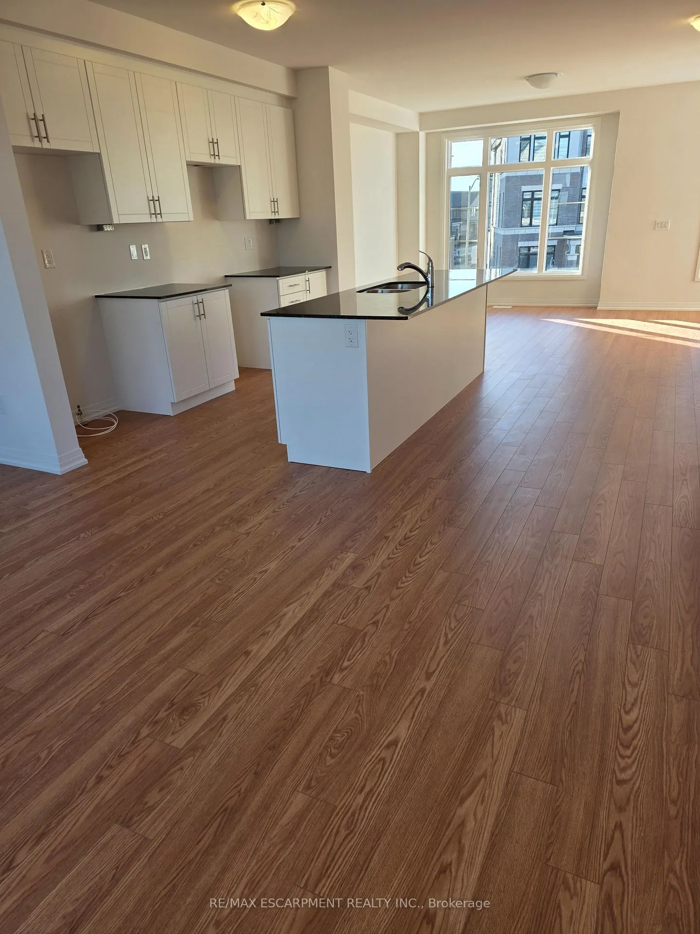 Photo 16 of 484 Provident Way, Hamilton, Mount Hope — HOMEH