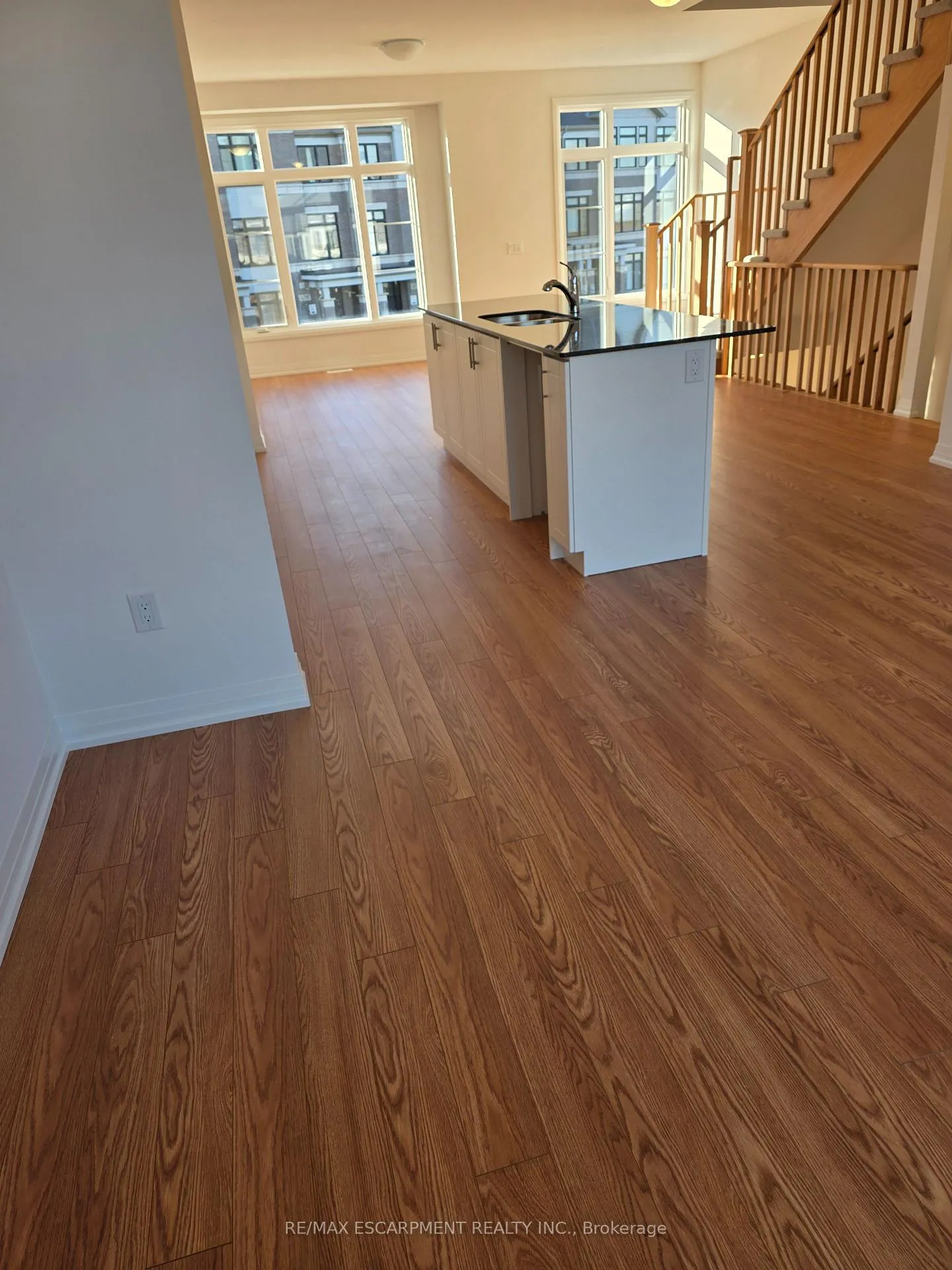 Photo 17 of 484 Provident Way, Hamilton, Mount Hope — HOMEH