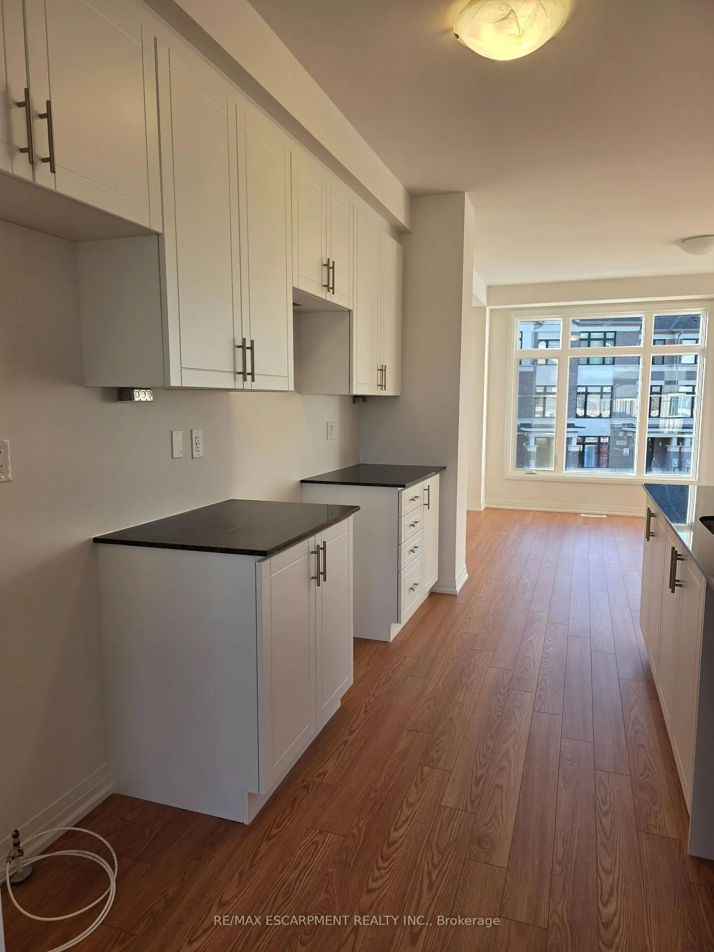 Photo 18 of 484 Provident Way, Hamilton, Mount Hope — HOMEH