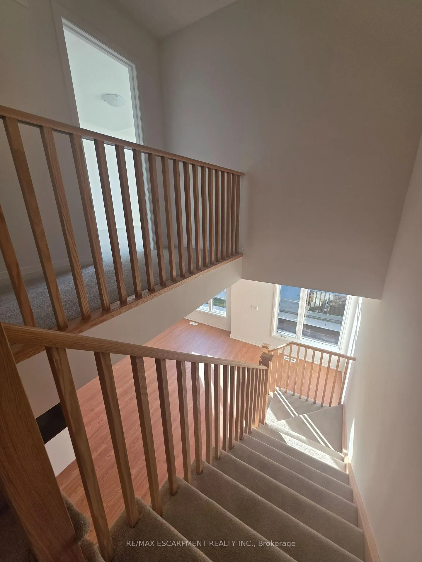 Photo 23 of 484 Provident Way, Hamilton, Mount Hope — HOMEH