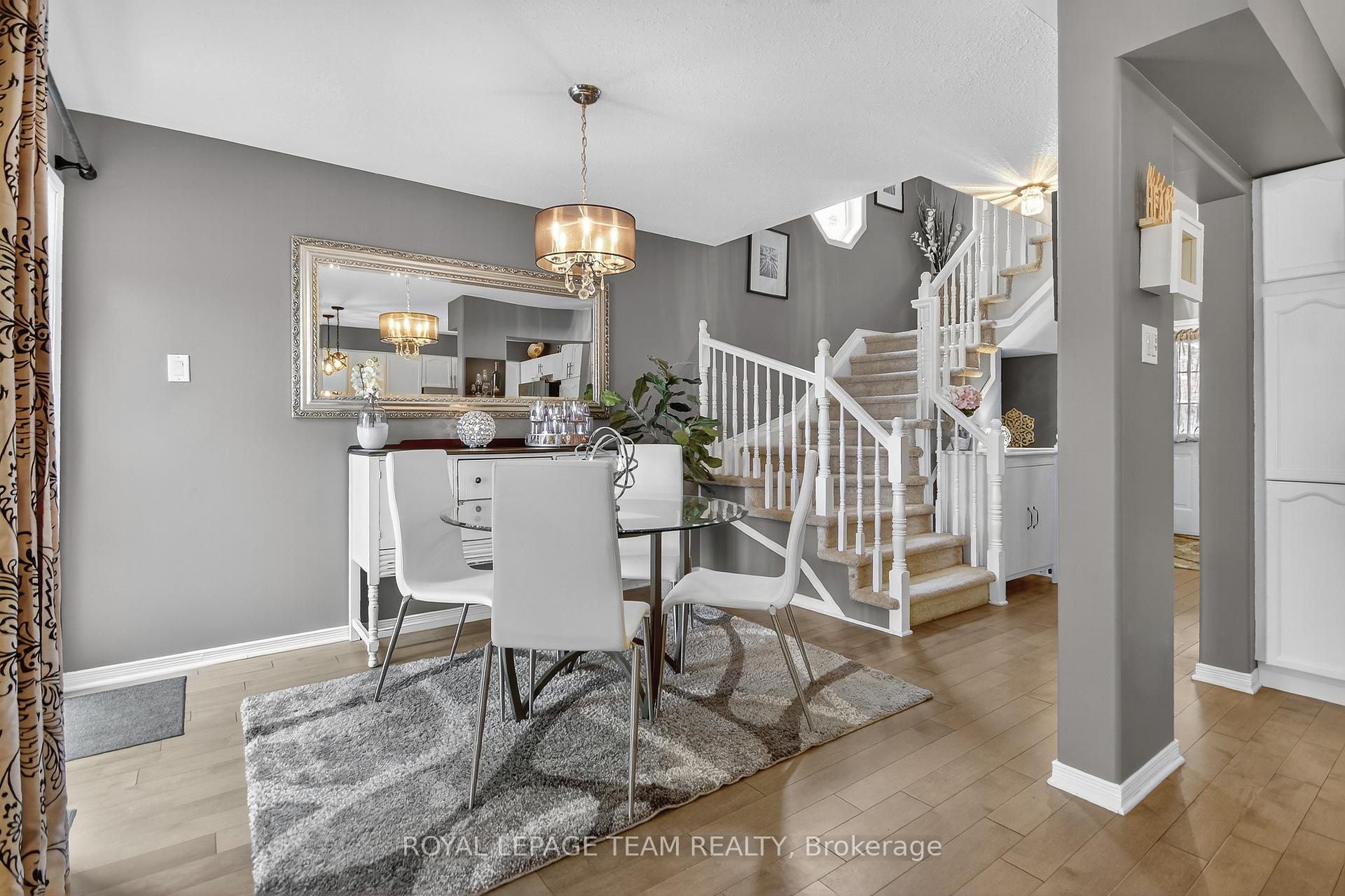 Photo 13 of 7 Newcastle Avenue, Ottawa, Kanata - Morgan's Grant/South March — HOMEH