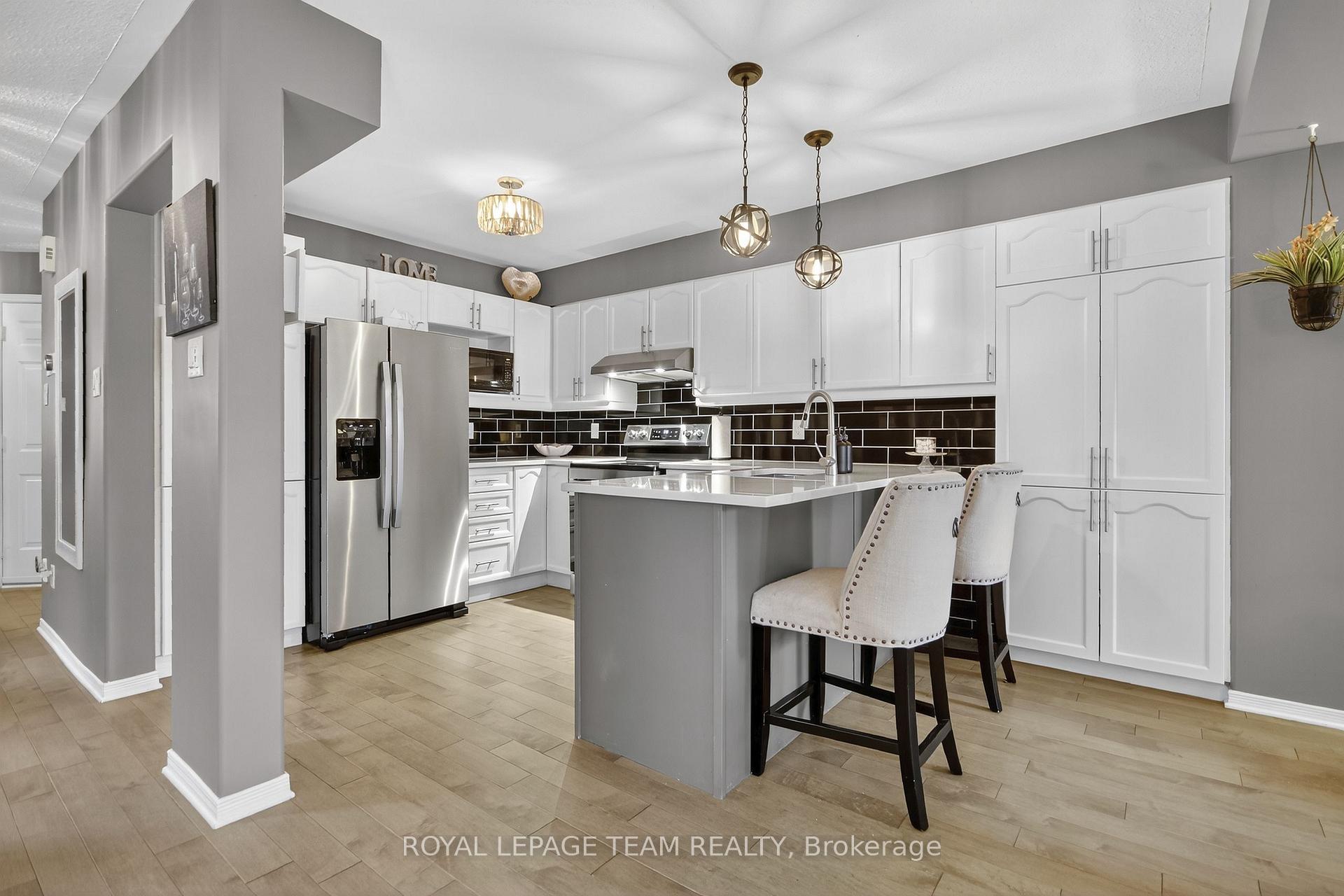Photo 15 of 7 Newcastle Avenue, Ottawa, Kanata - Morgan's Grant/South March — HOMEH