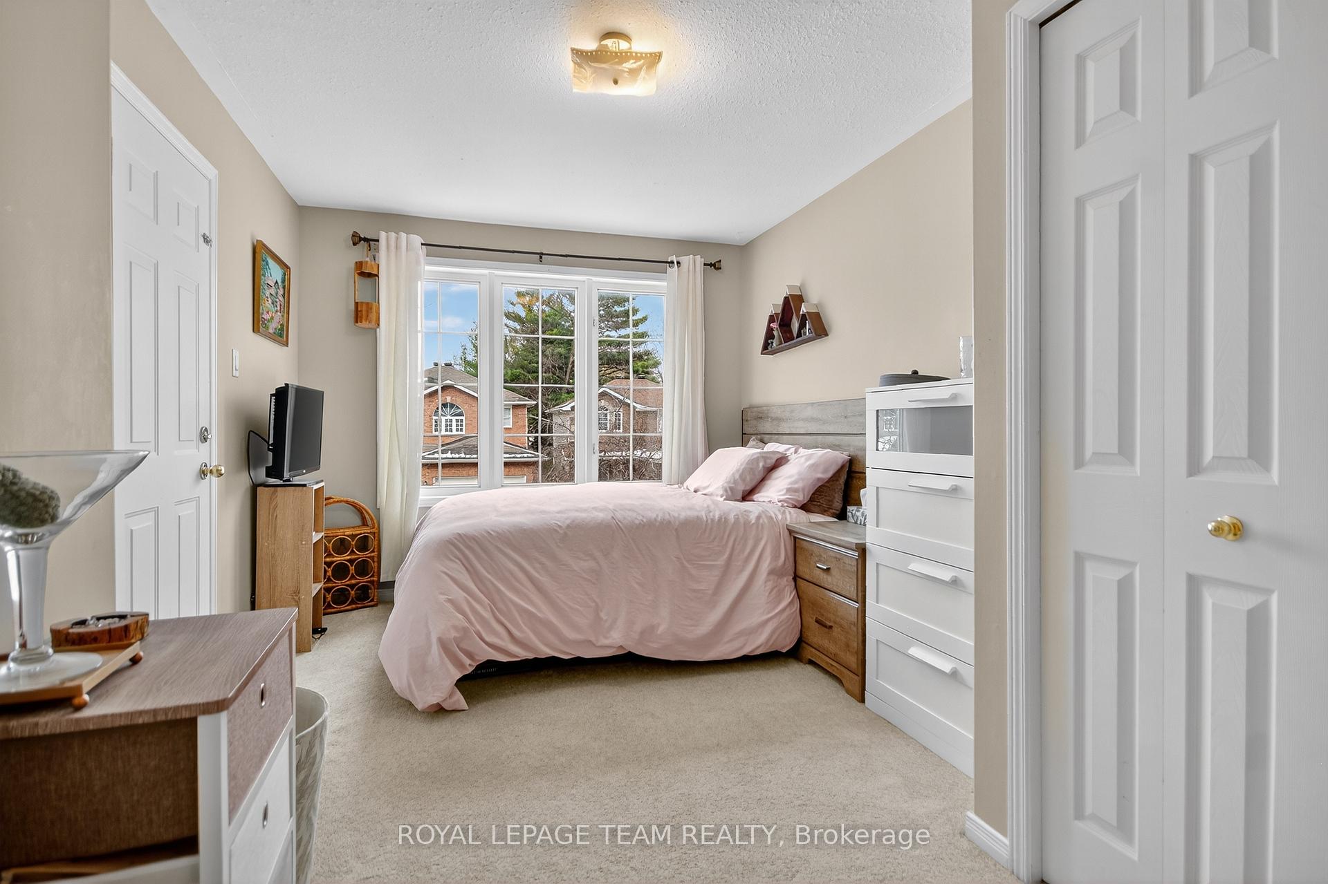 Photo 27 of 7 Newcastle Avenue, Ottawa, Kanata - Morgan's Grant/South March — HOMEH