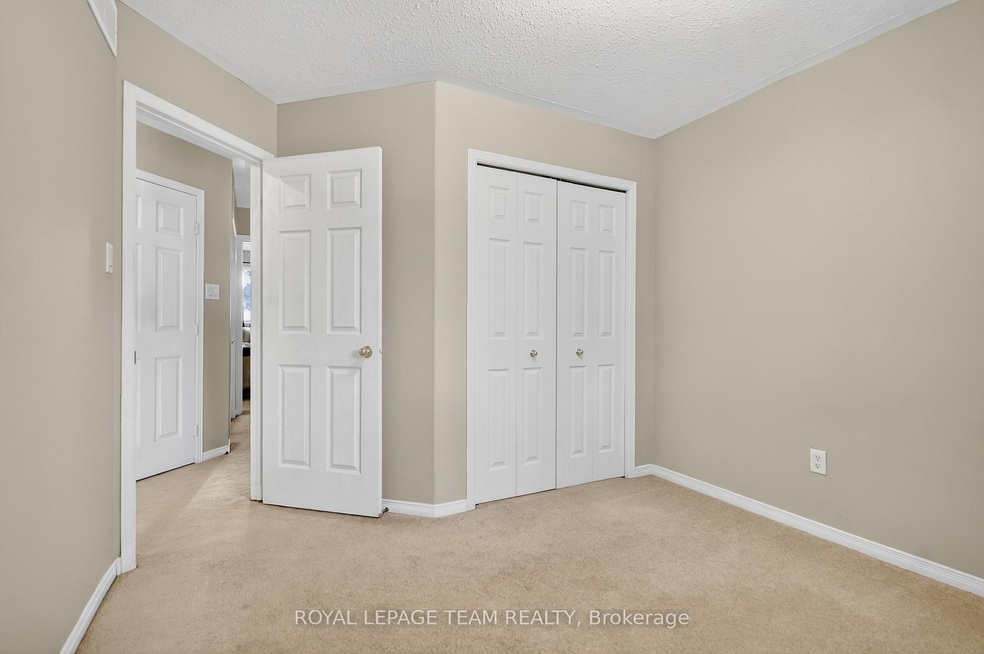 Photo 34 of 7 Newcastle Avenue, Ottawa, Kanata - Morgan's Grant/South March — HOMEH