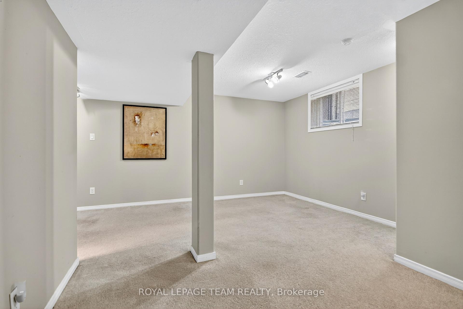 Photo 37 of 7 Newcastle Avenue, Ottawa, Kanata - Morgan's Grant/South March — HOMEH