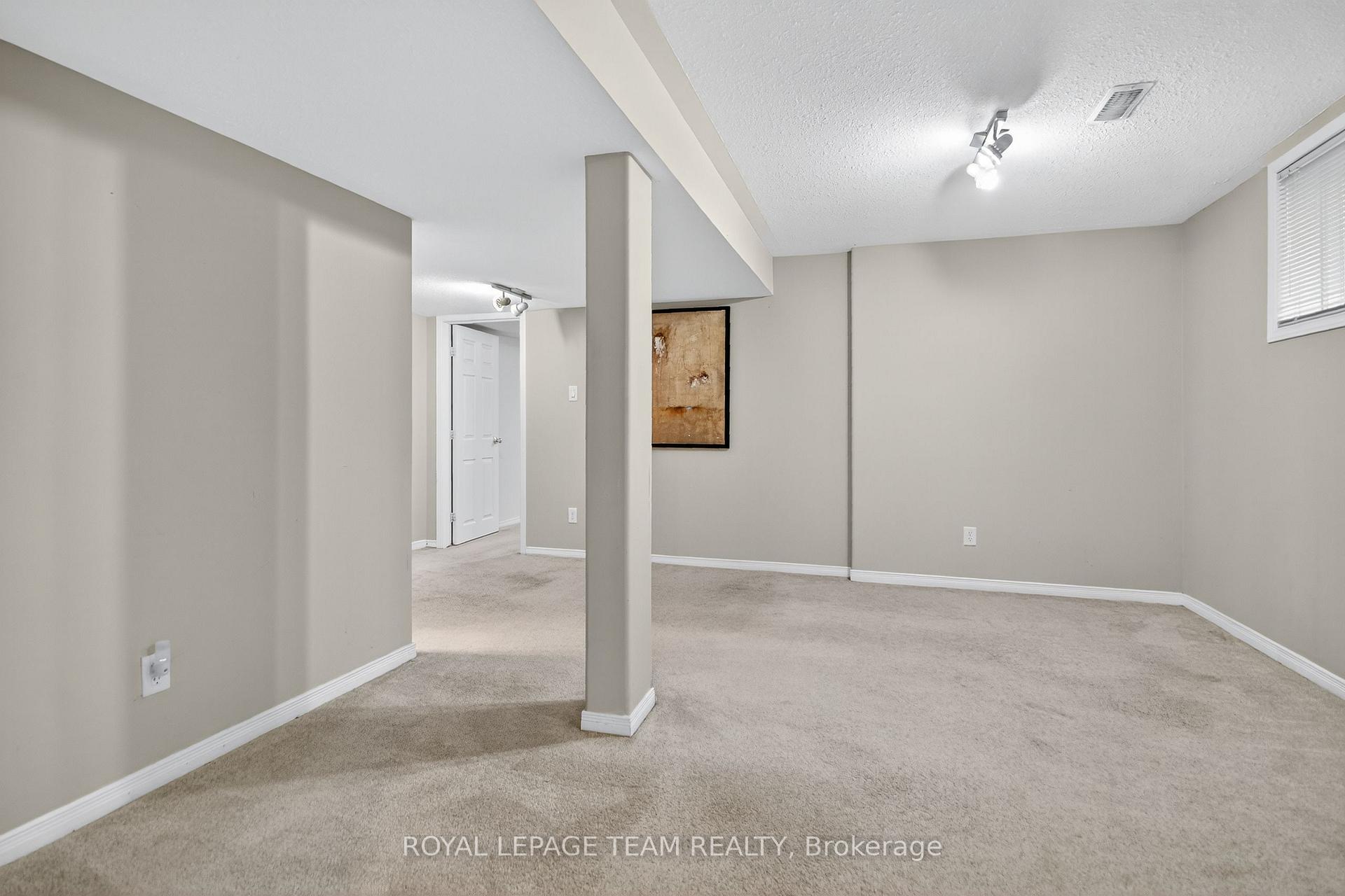 Photo 38 of 7 Newcastle Avenue, Ottawa, Kanata - Morgan's Grant/South March — HOMEH