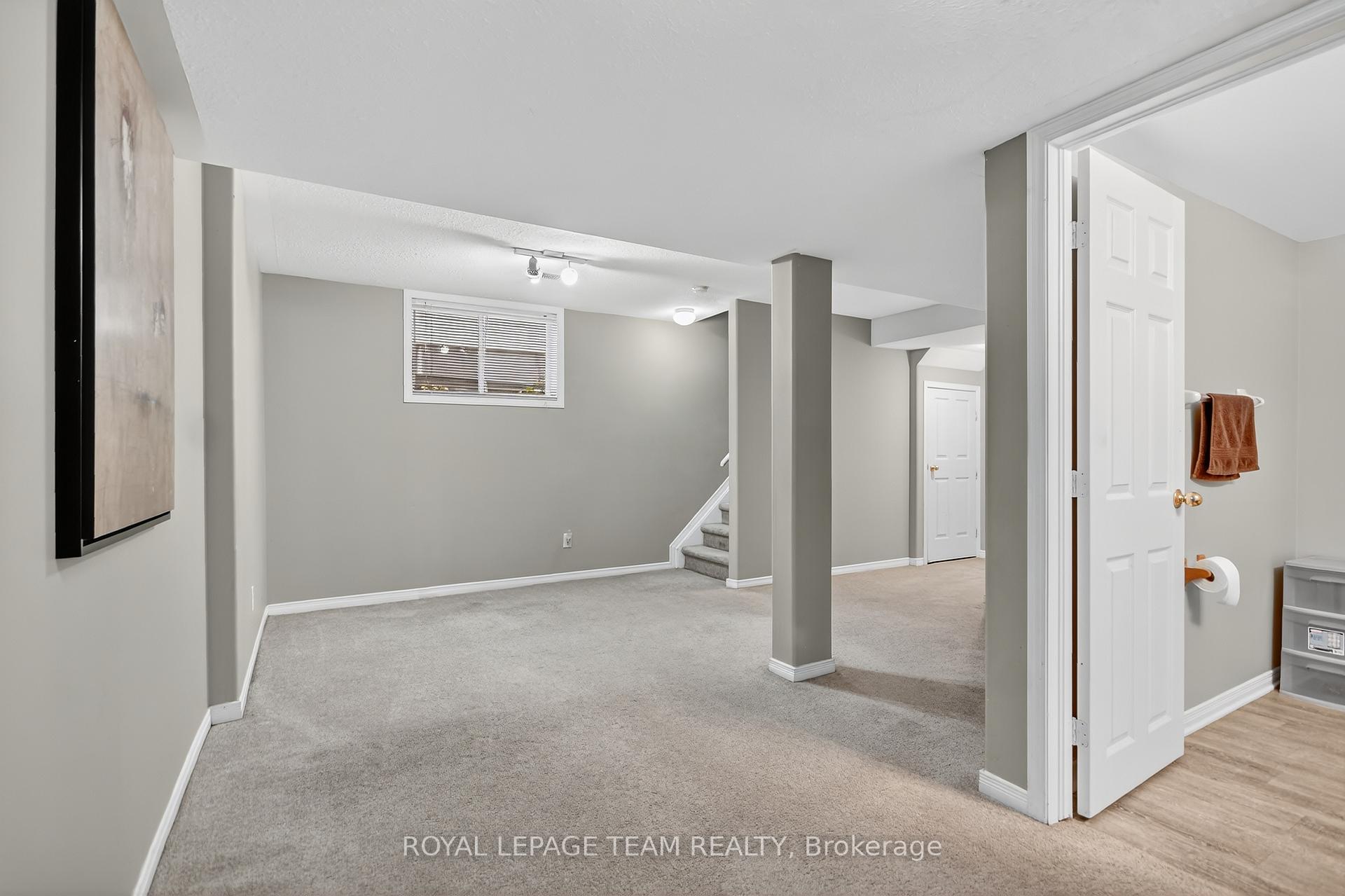 Photo 40 of 7 Newcastle Avenue, Ottawa, Kanata - Morgan's Grant/South March — HOMEH