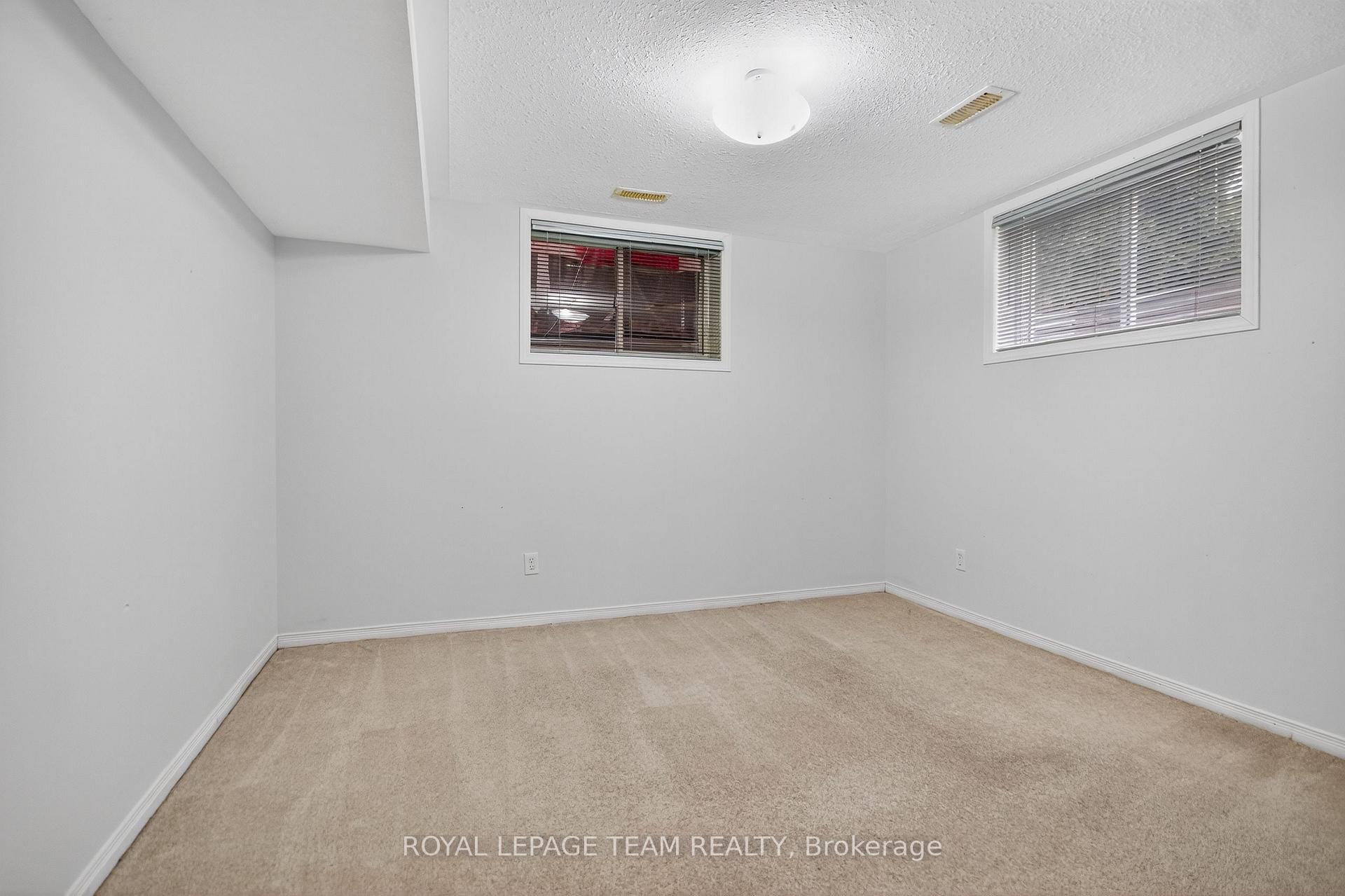 Photo 41 of 7 Newcastle Avenue, Ottawa, Kanata - Morgan's Grant/South March — HOMEH