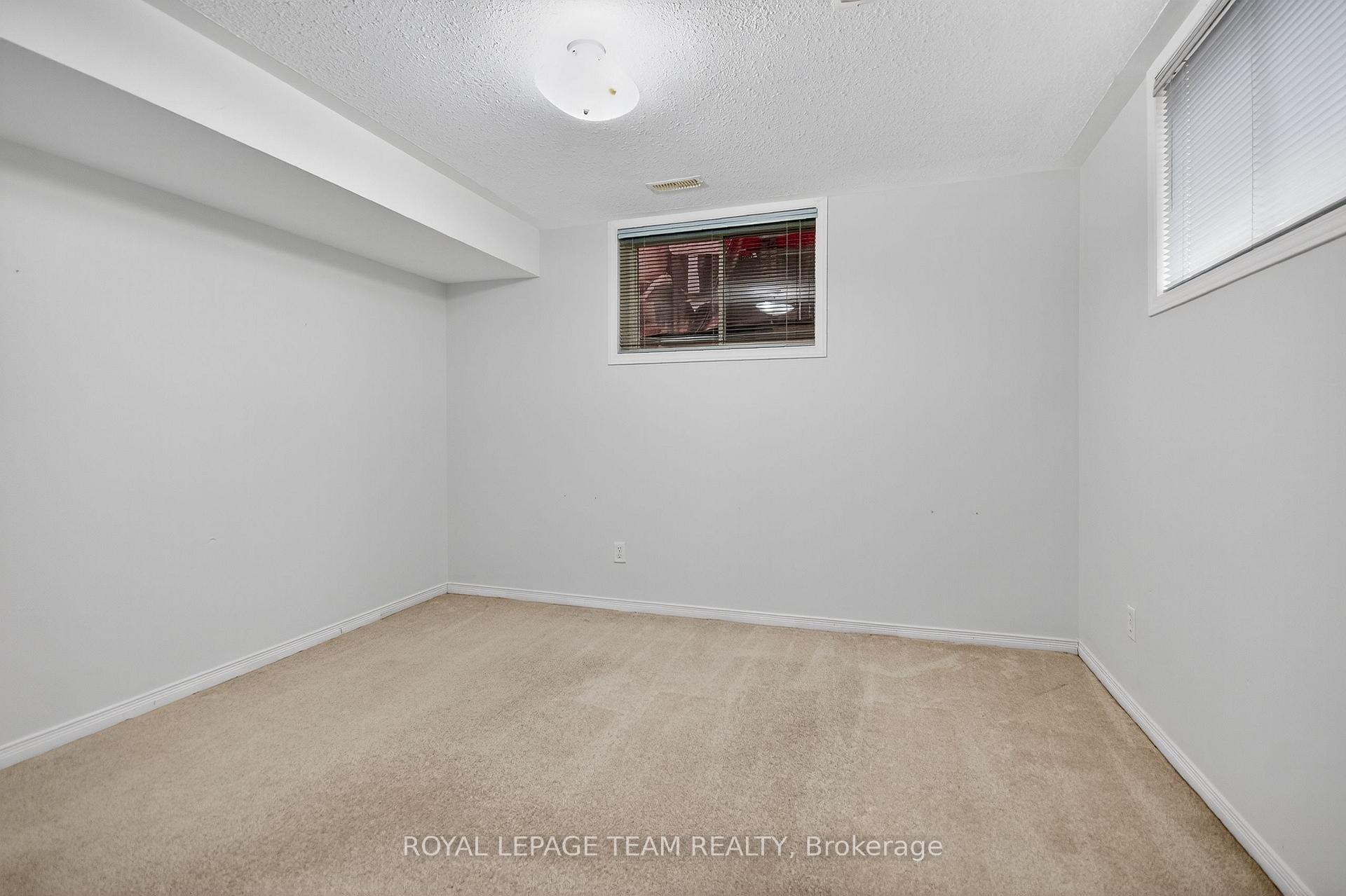 Photo 42 of 7 Newcastle Avenue, Ottawa, Kanata - Morgan's Grant/South March — HOMEH