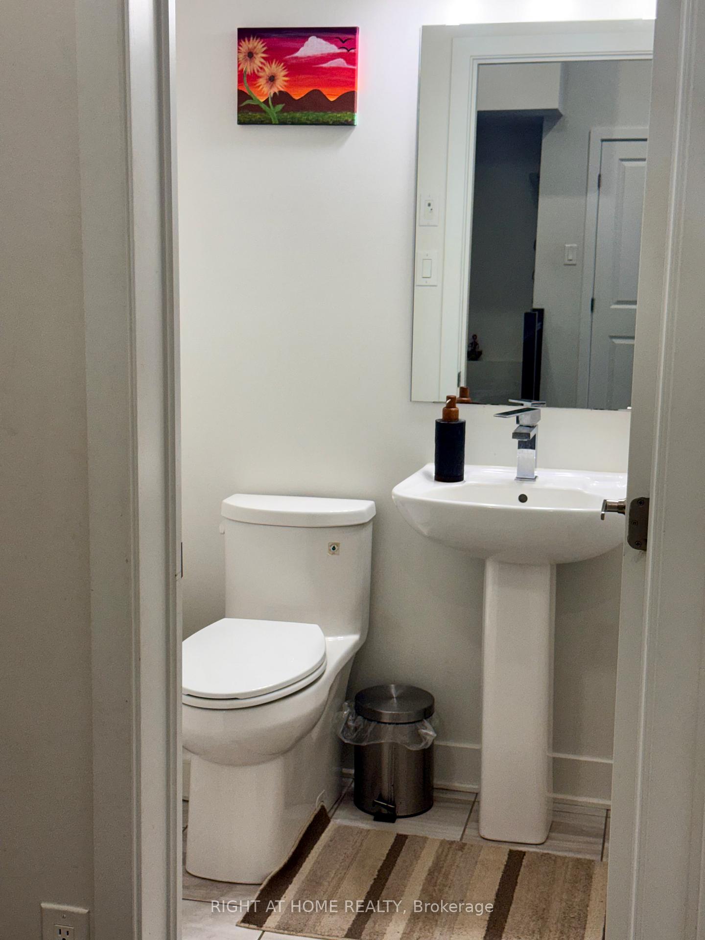 Photo 5 of 23 Plank Street, Ottawa, Kanata - Emerald Meadows/Trailwest — HOMEH