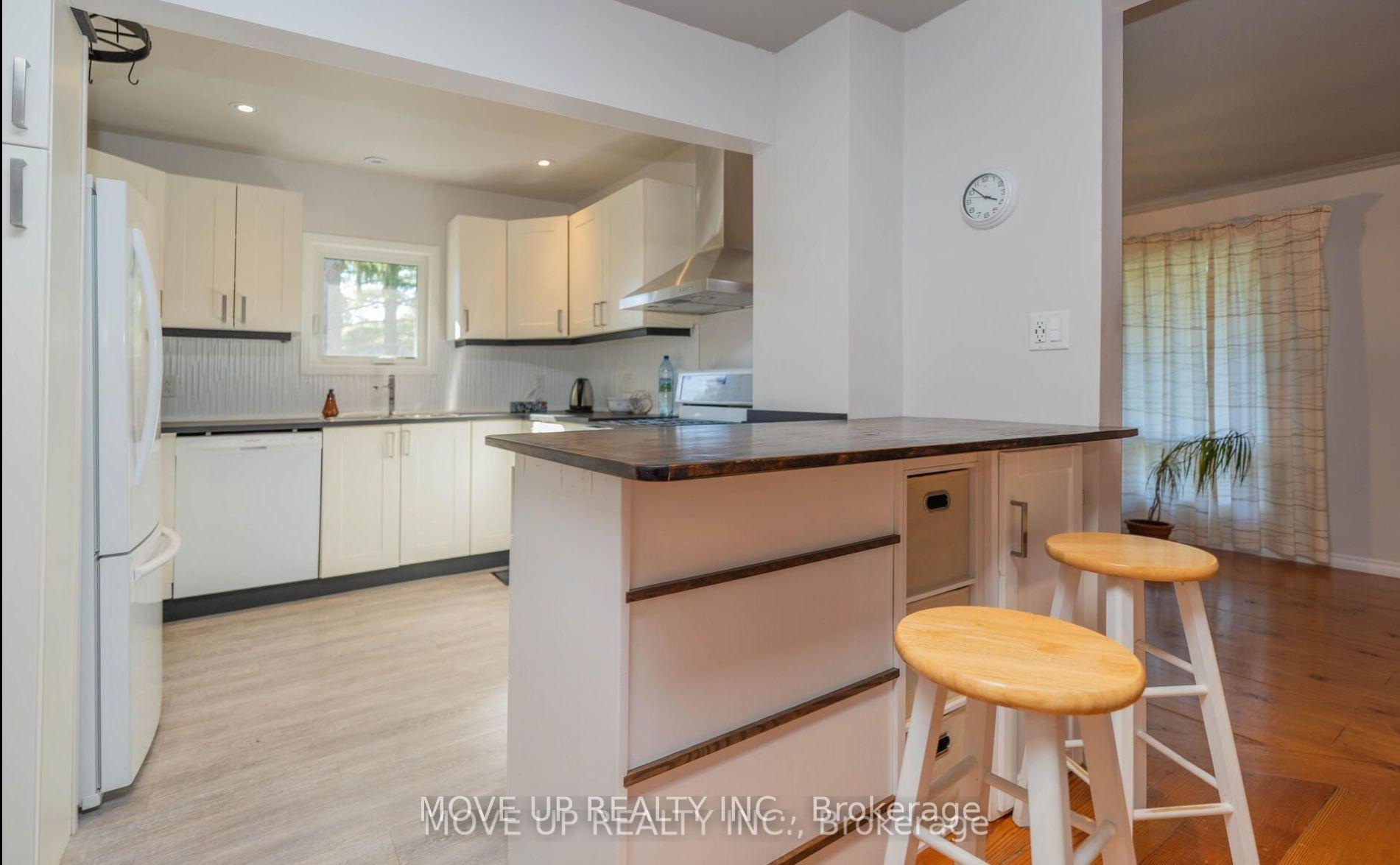 Photo 13 of 773 Florence Road, Innisfil, Alcona — HOMEH