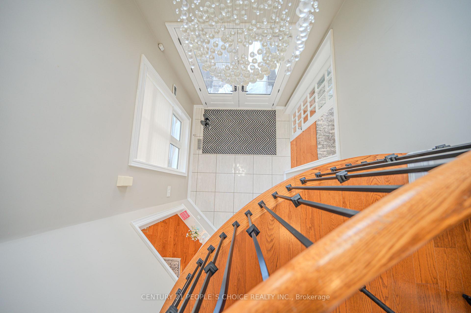 Photo 6 of 39 Munsie Drive, King, Nobleton — HOMEH