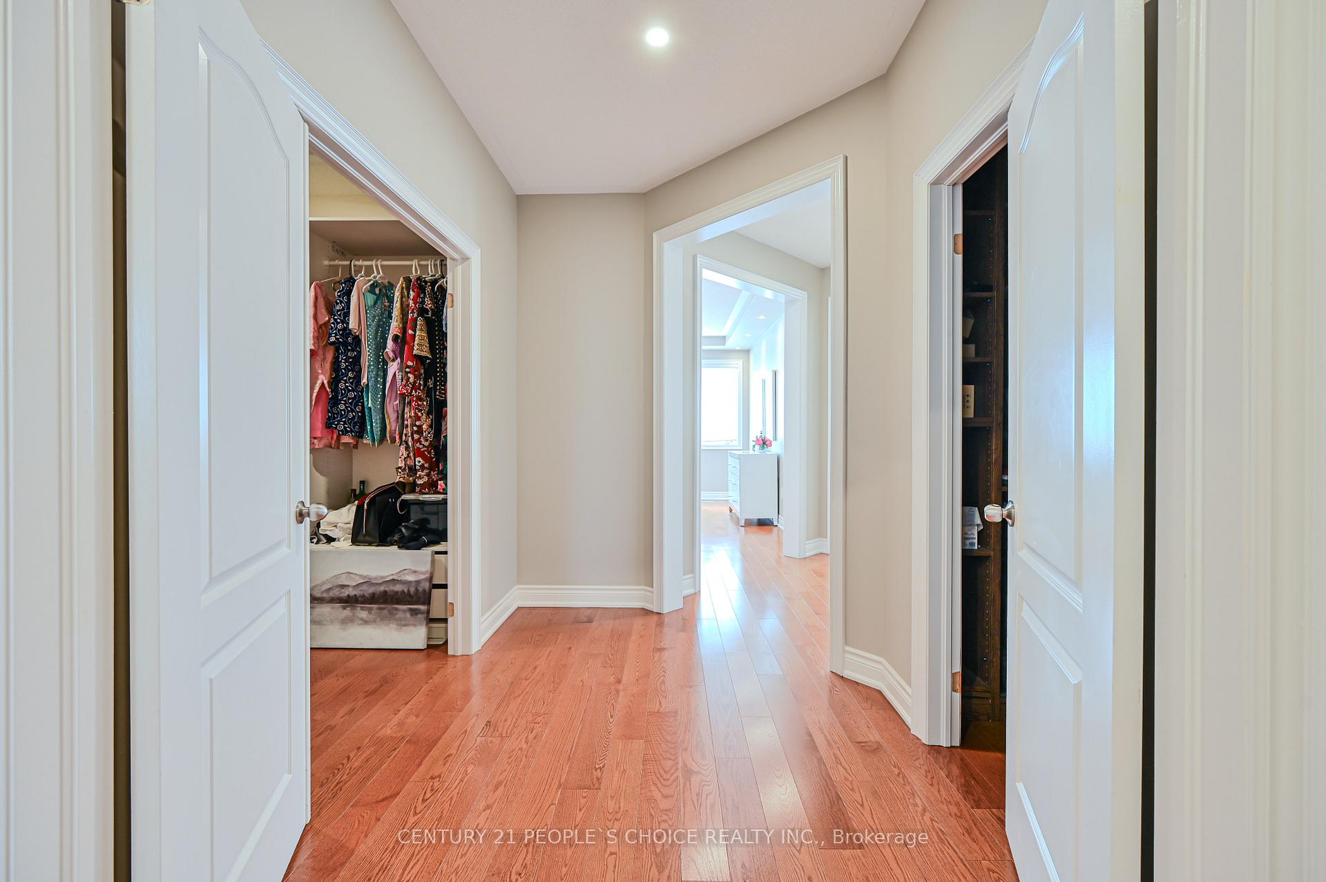 Photo 24 of 39 Munsie Drive, King, Nobleton — HOMEH