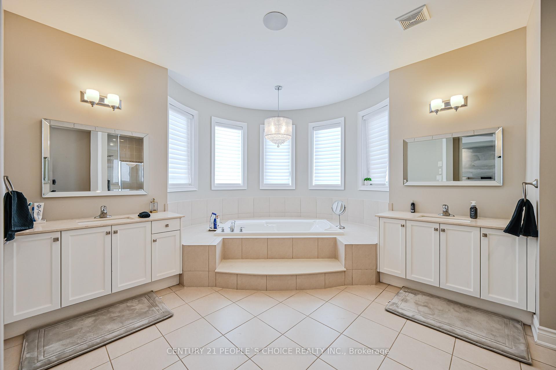 Photo 26 of 39 Munsie Drive, King, Nobleton — HOMEH