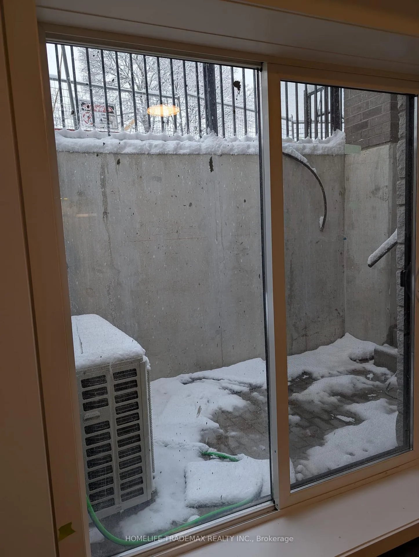 Photo 18 of Unit 11, 30 Markdale Lane, Markham, Middlefield — HOMEH