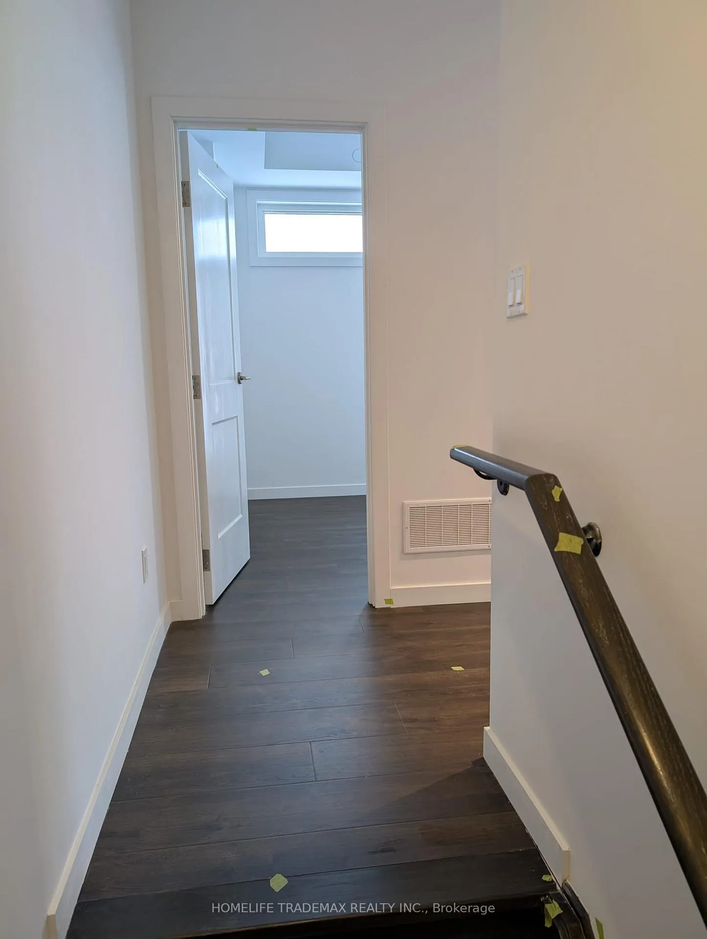 Photo 23 of Unit 11, 30 Markdale Lane, Markham, Middlefield — HOMEH