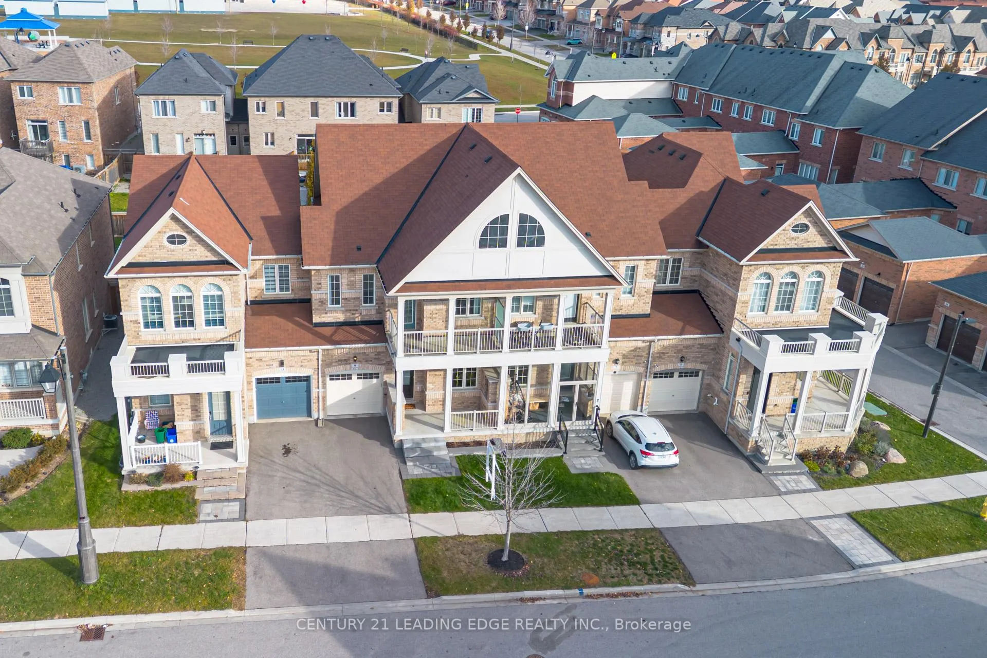 Photo 1 of 9 Aksel Rinck Drive, Markham, Berczy — HOMEH