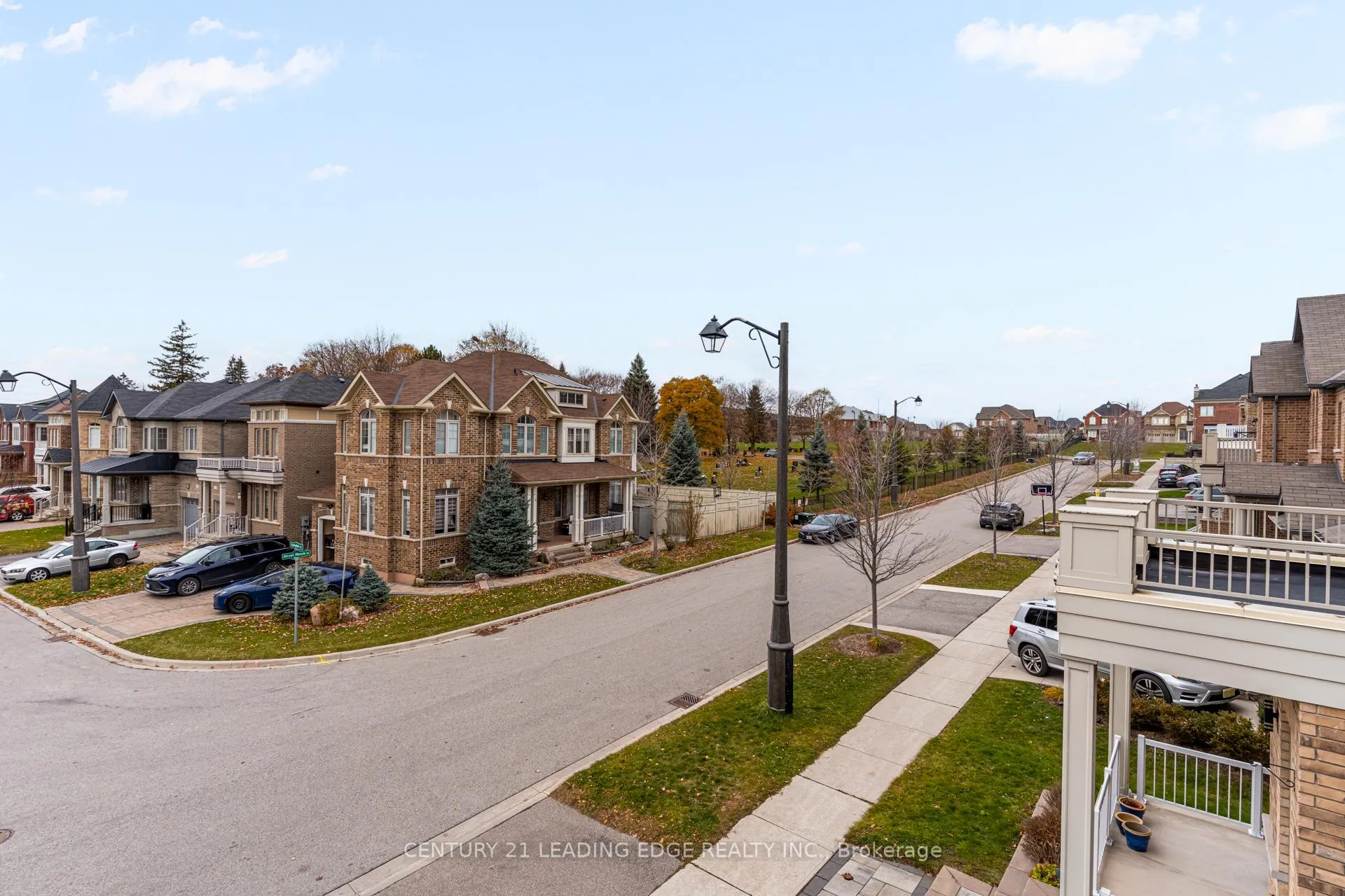 Photo 45 of 9 Aksel Rinck Drive, Markham, Berczy — HOMEH