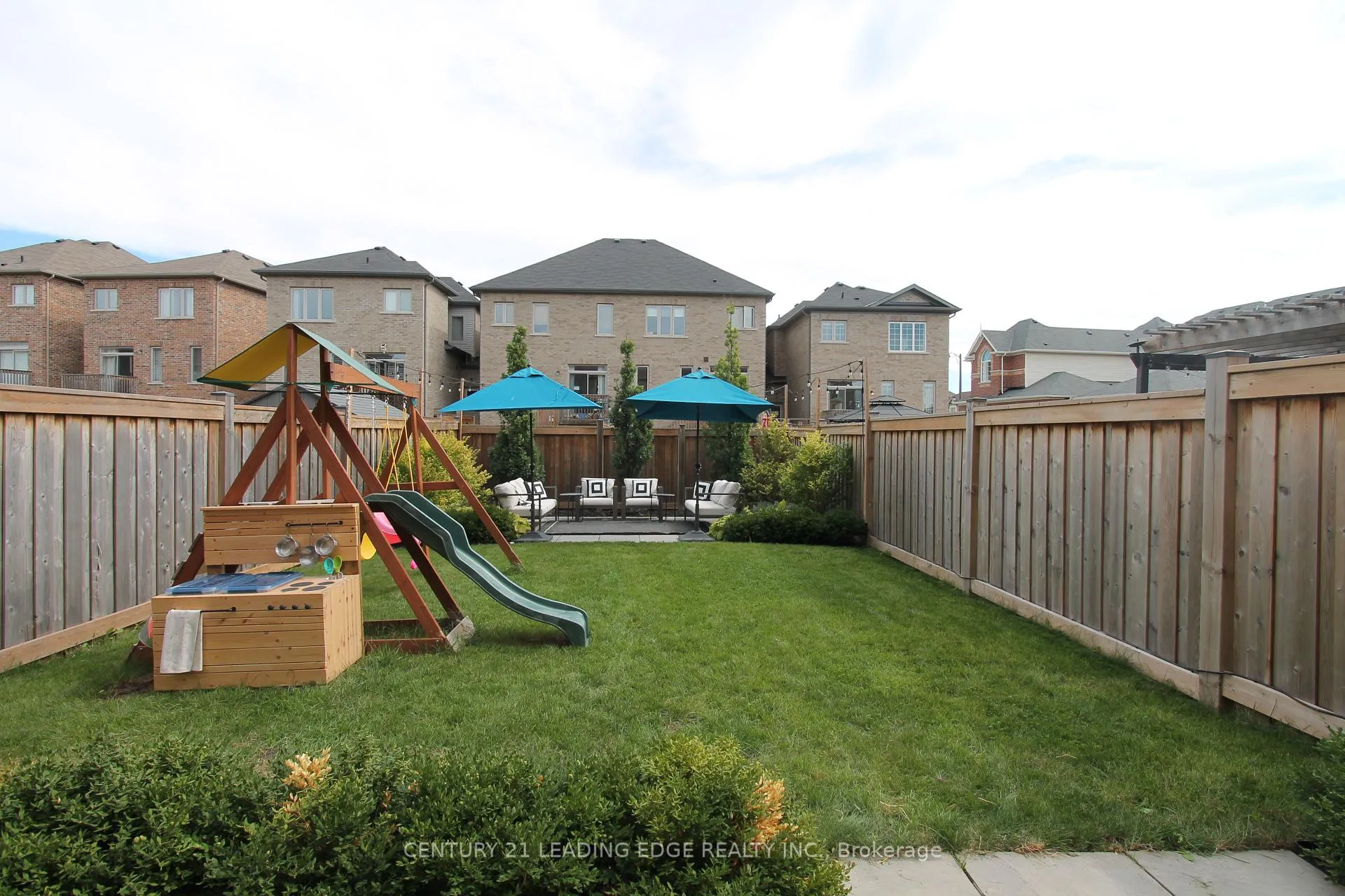 Photo 48 of 9 Aksel Rinck Drive, Markham, Berczy — HOMEH