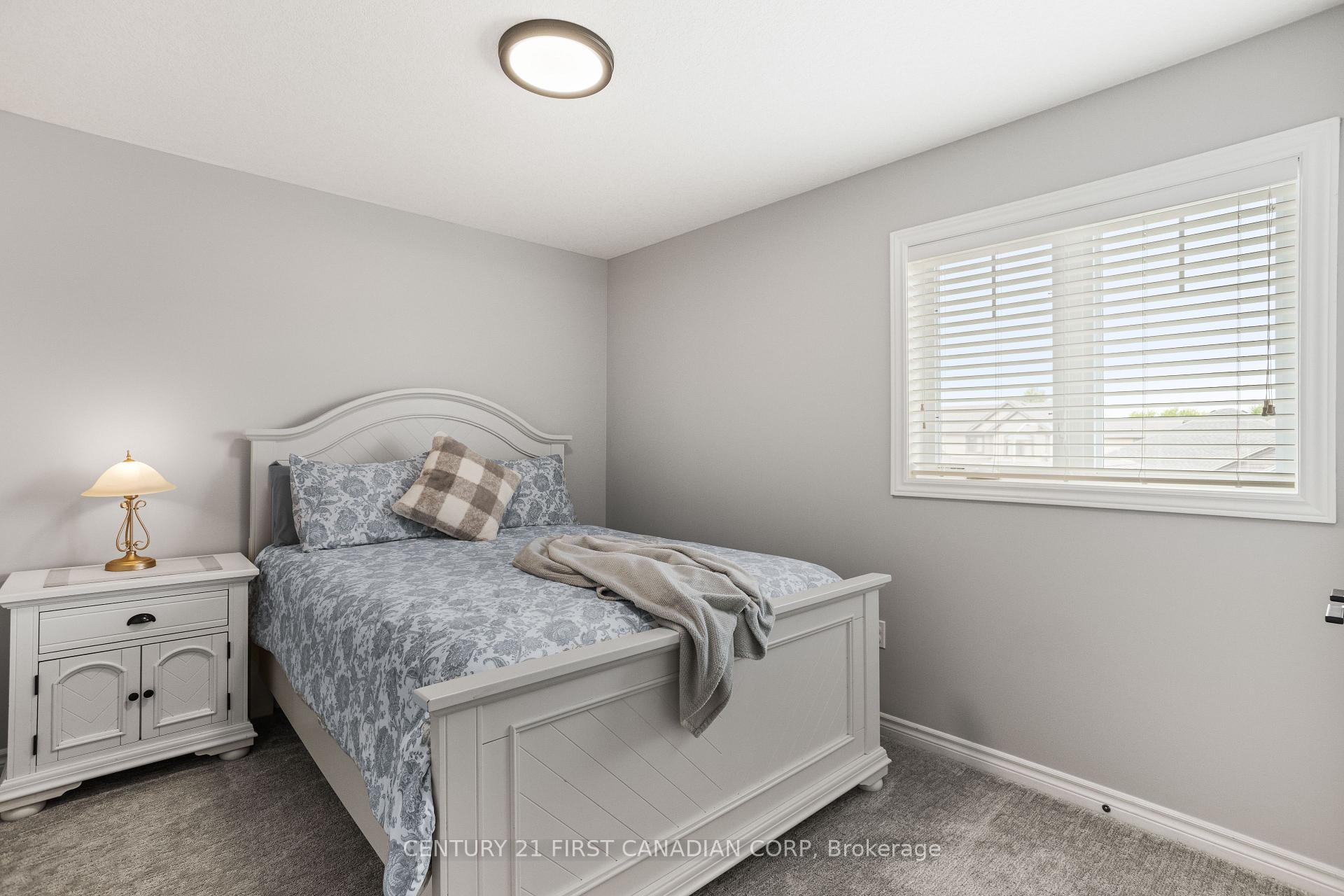 Photo 31 of 165 Watson Street, Lucan Biddulph, Lucan — HOMEH