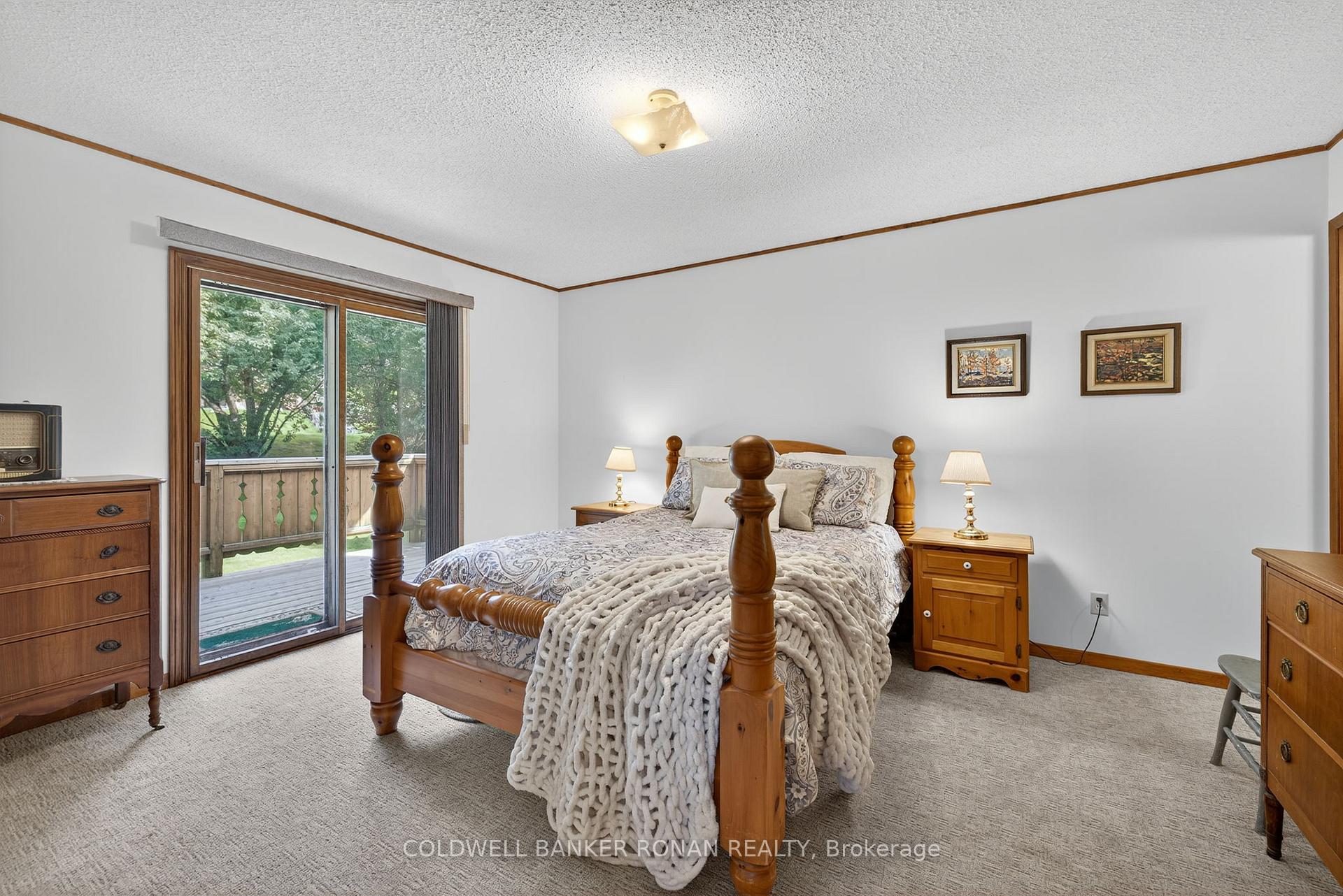 Photo 23 of 116 Armstrong Crescent, King, Pottageville — HOMEH