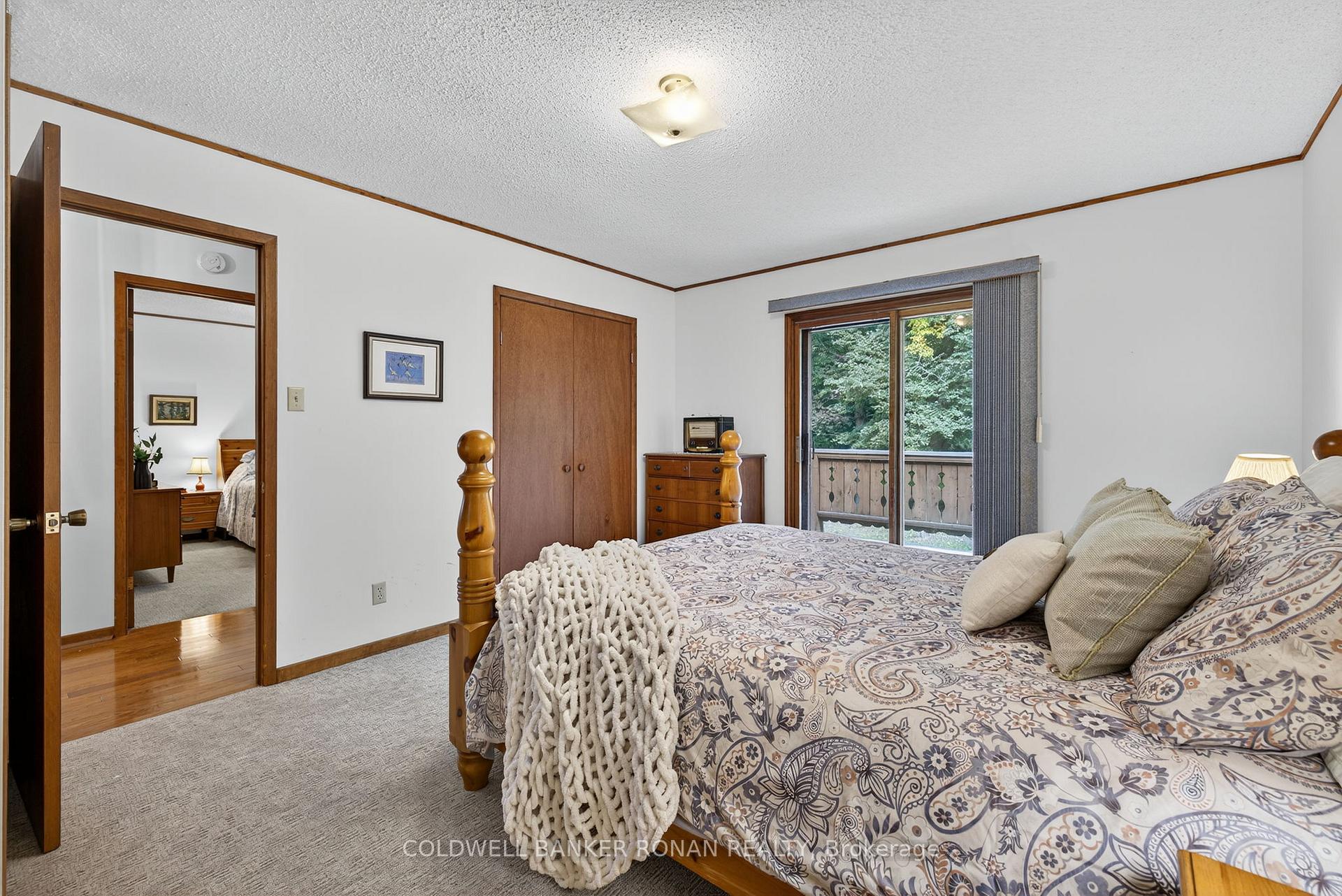 Photo 24 of 116 Armstrong Crescent, King, Pottageville — HOMEH
