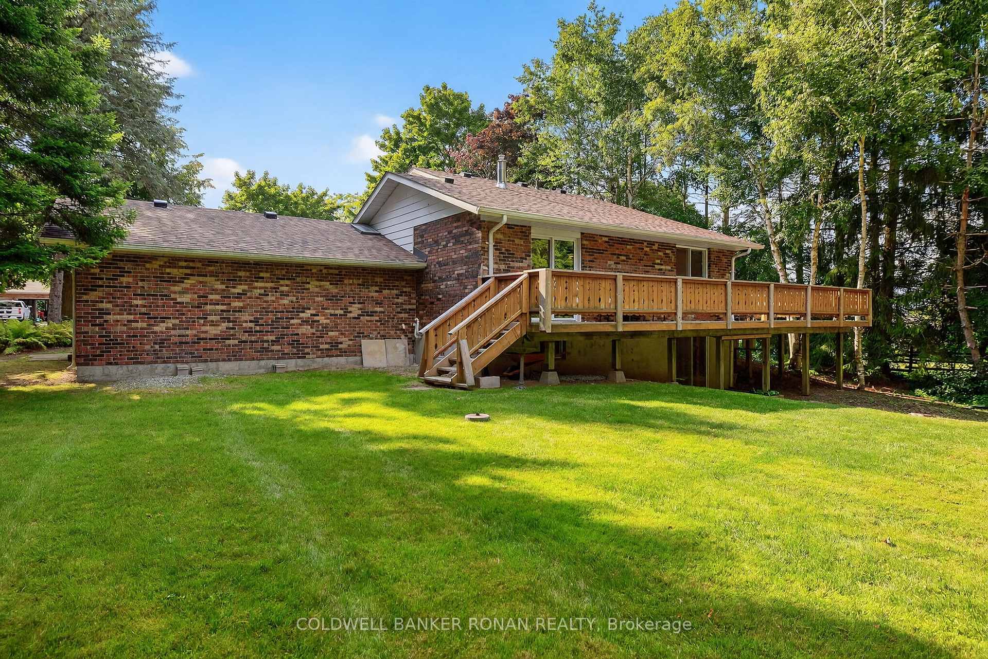 Photo 39 of 116 Armstrong Crescent, King, Pottageville — HOMEH